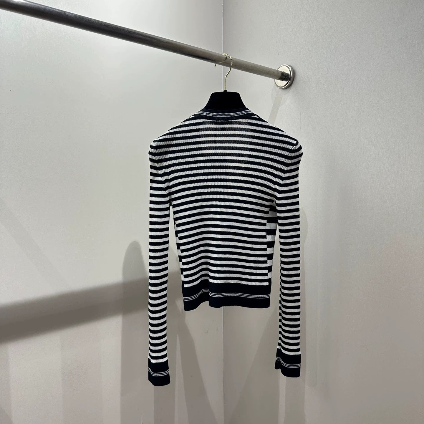 Chanel Chanel apr105 5th slogan striped knit cardigan Size XS / US 0-2 / IT 36-38 - 2 Thumbnail