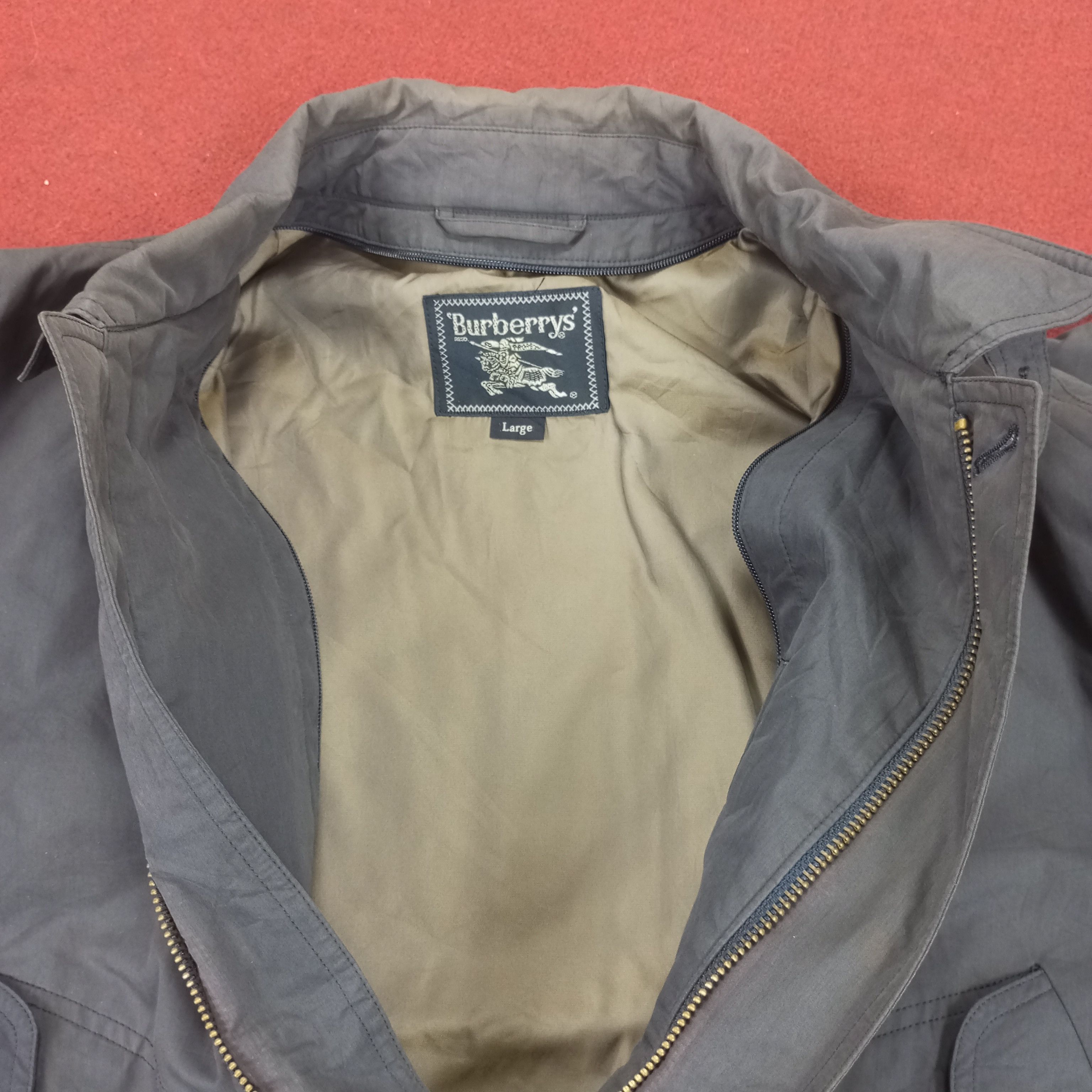 Burberry × Vintage Burberrys Small Logo Design Winter Style Jacket Size US L / EU 52-54 / 3 - 15 Thumbnail