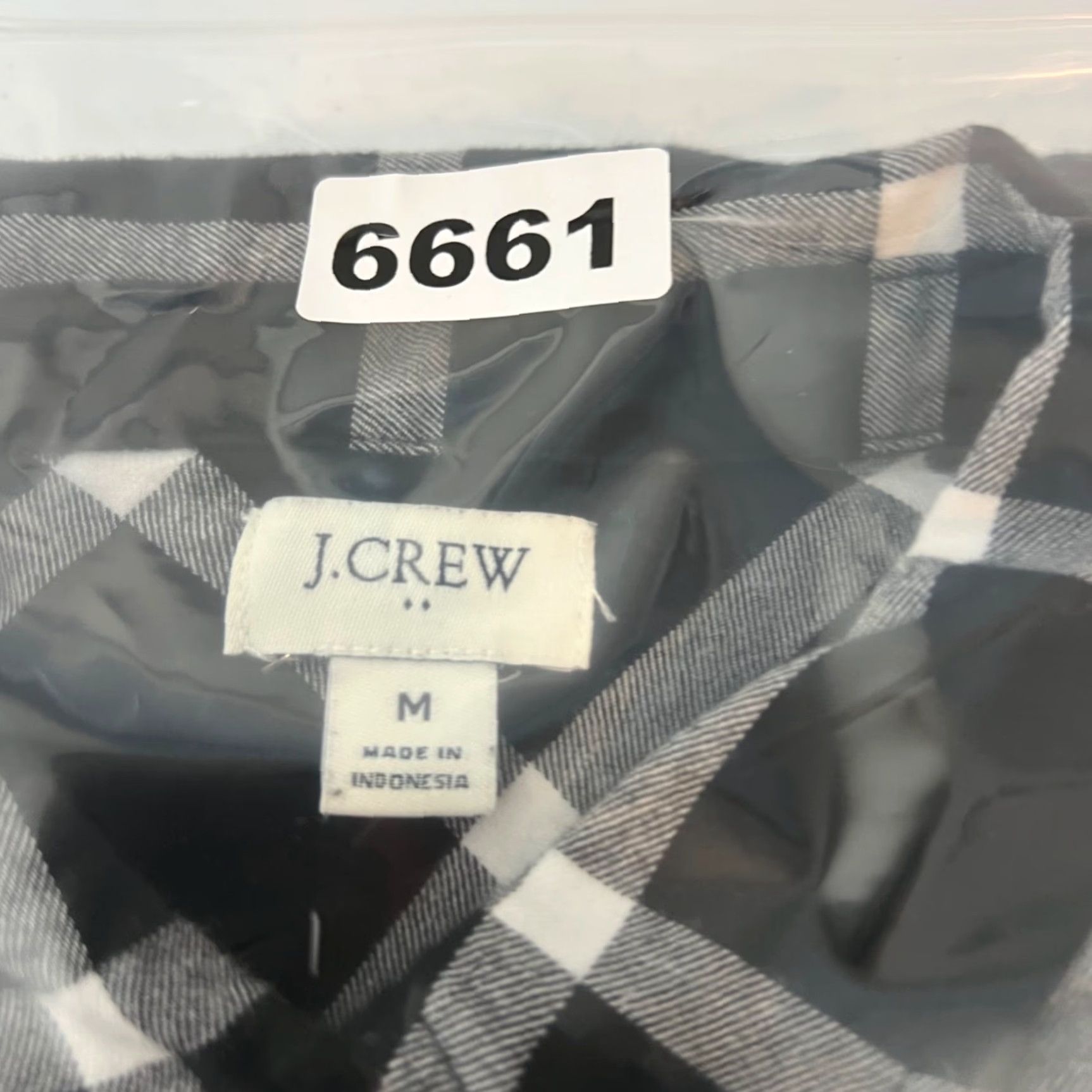 J.Crew J.Crew Shirt Button-Up Long Sleeve Plaid 100% Cotton Adult Womens Medium Black White Shirt Mens Womens Girls Boys Size M / US 6-8 / IT 42-44 - 7 Thumbnail
