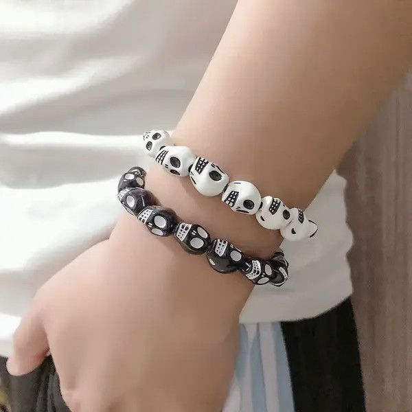 Vintage White Punk Goth Skull Skeleton Bracelet Size ONE SIZE - 3 Thumbnail