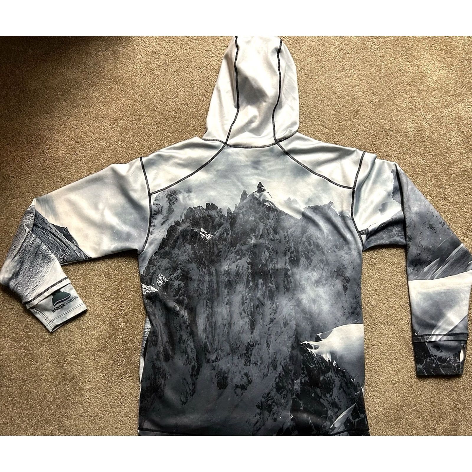 Vintage VINTAGE Mountain Cognito Jagged Edge Heavy Weight 1/4 Zip Hoodie Men’s Size L Skiing Ladies?? Size US L / EU 52-54 / 3 - 2 Thumbnail