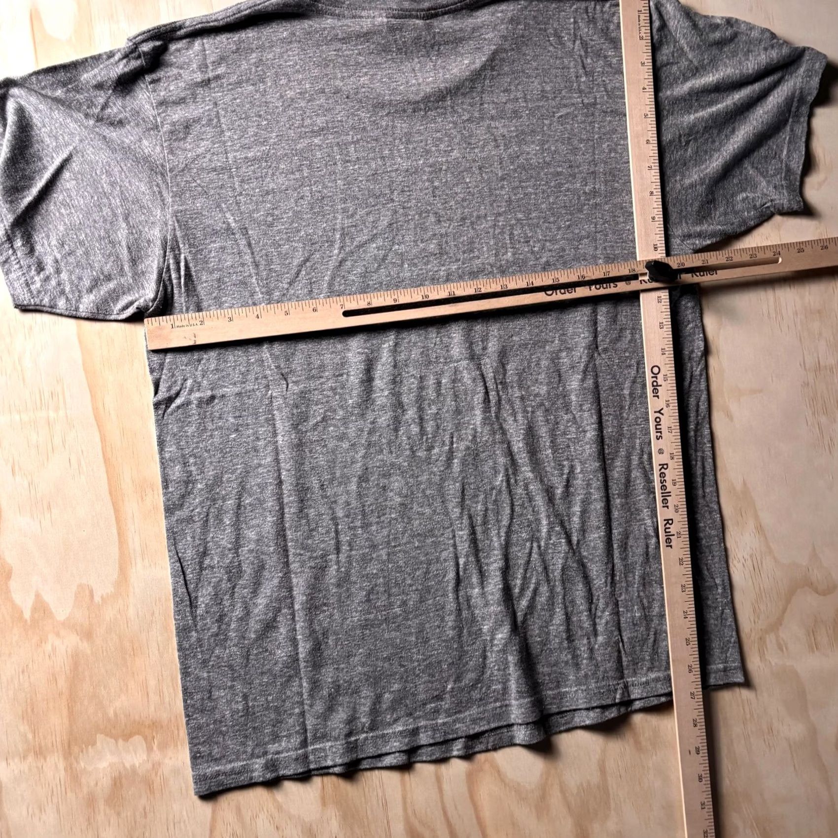 Vintage VINTAGE Marvel Avengers Heroes Tee Mens M Gray Tee Size US M / EU 48-50 / 2 - 7 Thumbnail