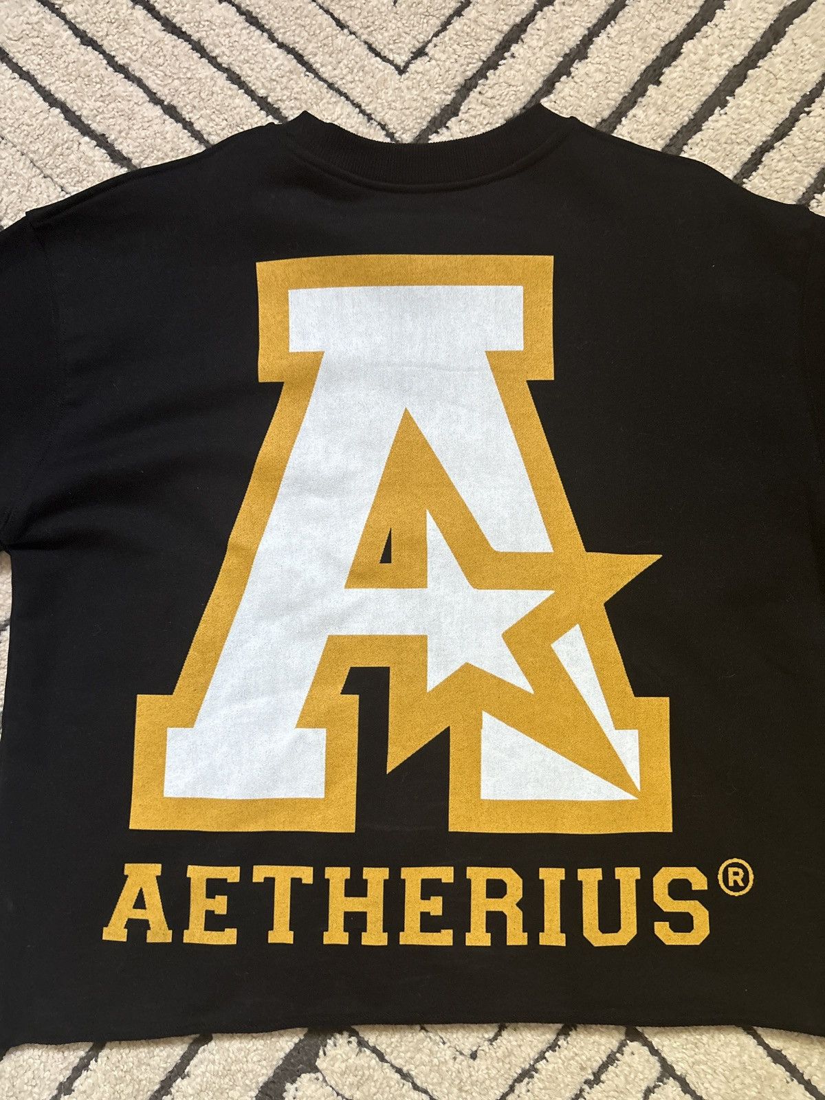 Other Long sleeve Size US M / EU 48-50 / 2 - 6 Thumbnail