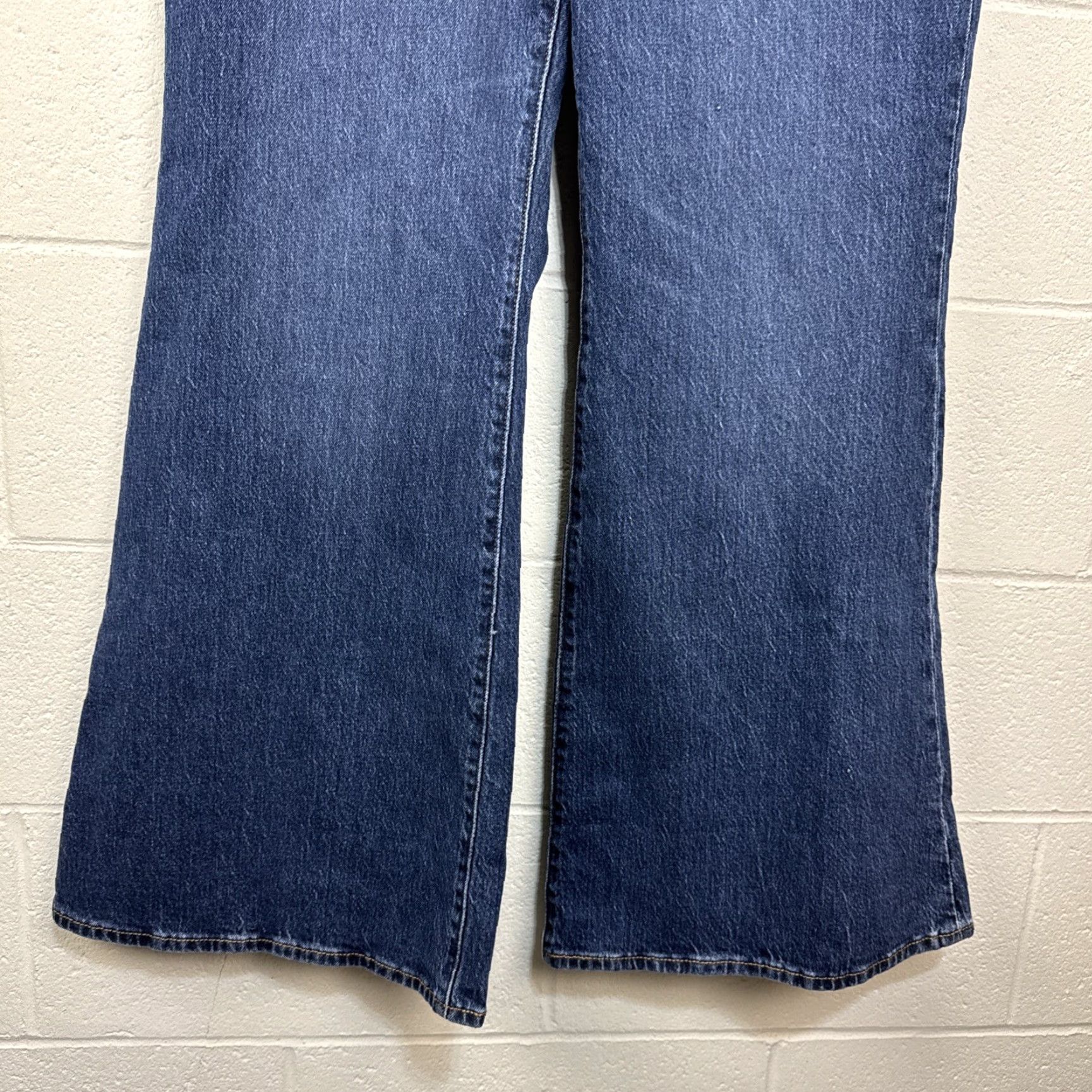 Levi's Levi's Jeans Ribcage Bell High Rise 33x32 Blue Stretch Denim 5-Pocket Zip Button Womens Regular Size 24" / US 00 / IT 34 - 6 Thumbnail