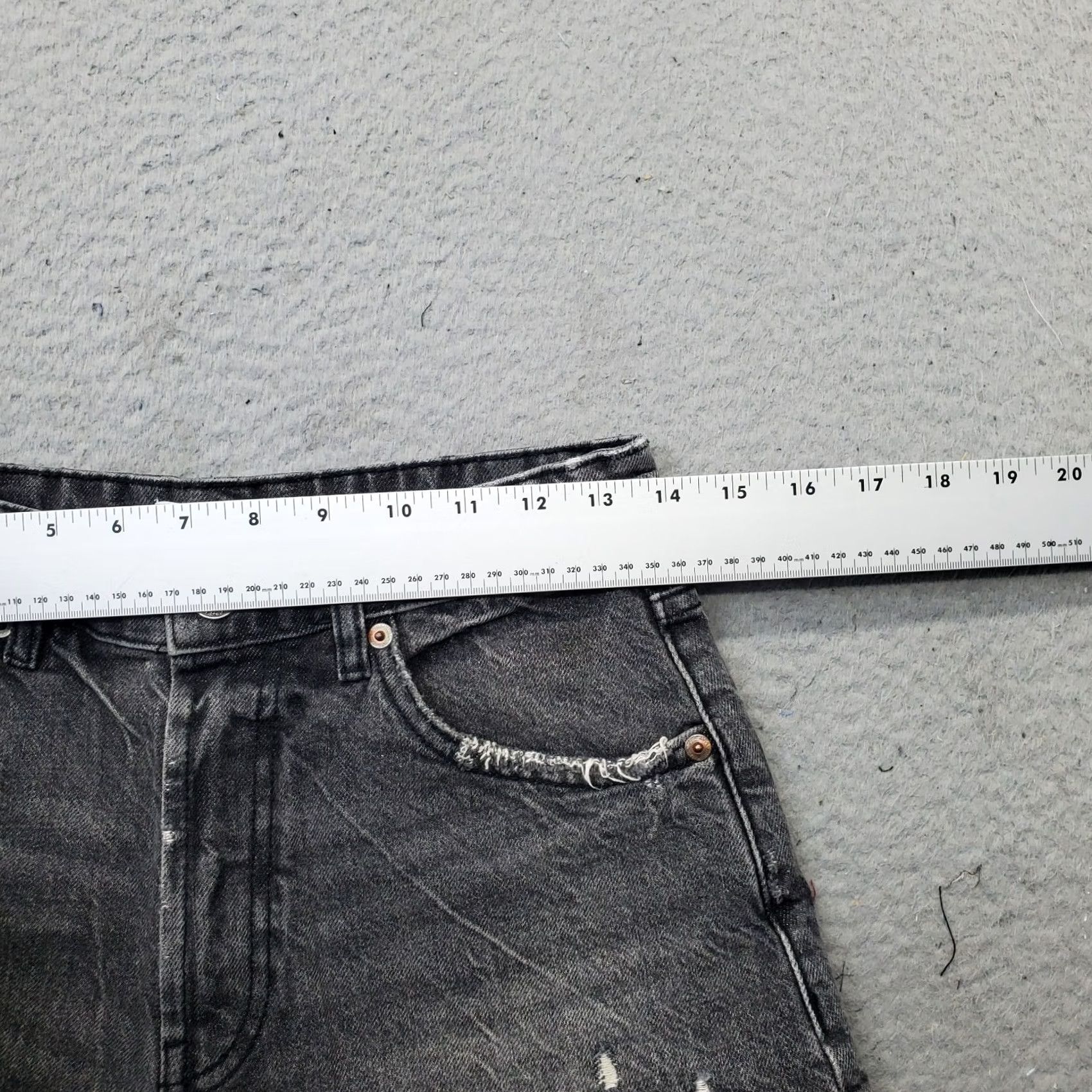 Zara Zara Womens Jeans Shorts 4 Gray Denim Casual Comfort 5-Pocket Dark Wash Straight Size 27" / US 4 / IT 40 - 5 Thumbnail