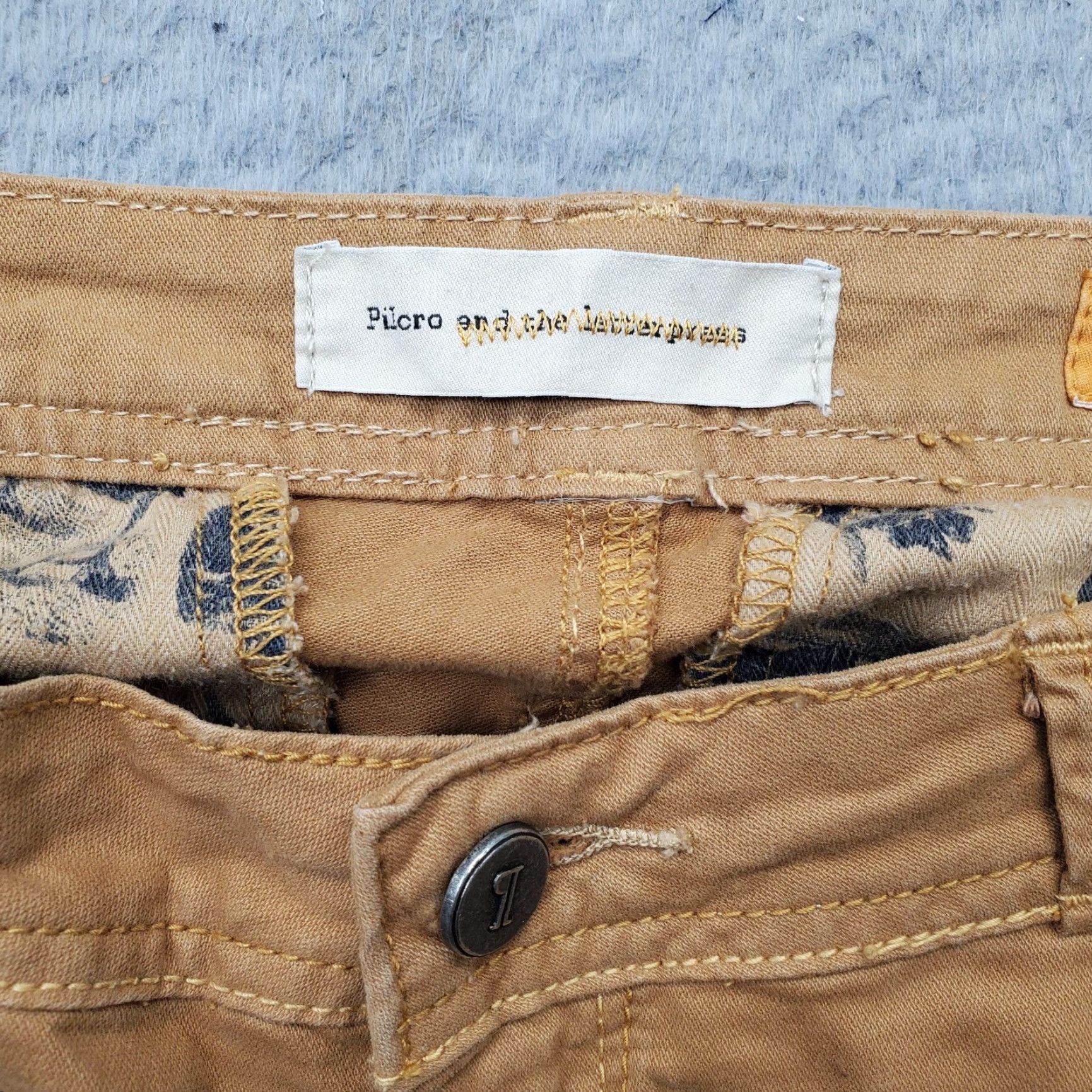Vintage Pilcro Womens Chino Pants Tan 28 Cotton Stretch Straight Leg - Size 28 Womens Flat Front Casual Preppy Size 28" / US 6 / IT 42 - 7 Thumbnail