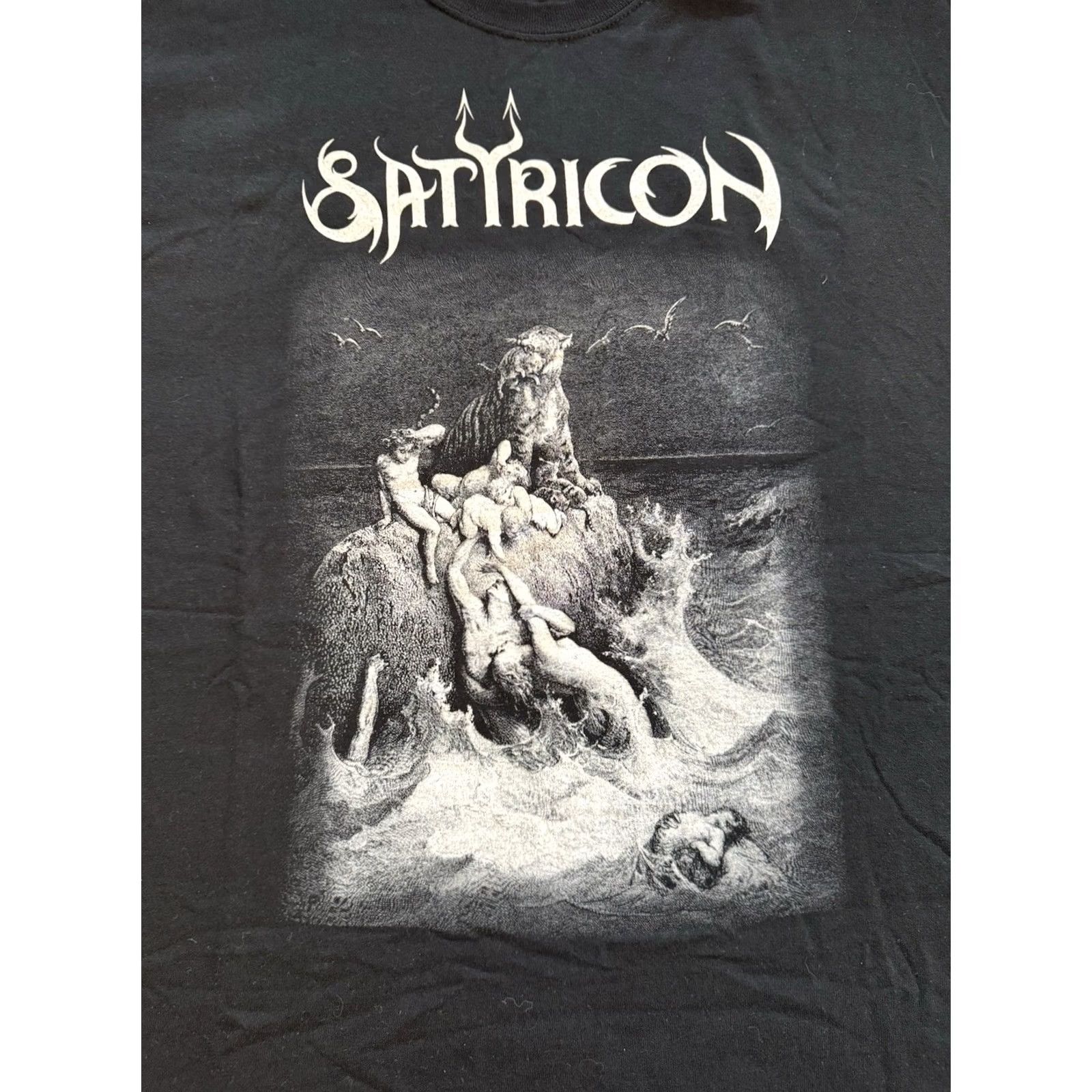 Gildan VINTAGE Satyricon T Shirt Sz XL Black Metal Deep Calleth Upon North America 2018 Size US XL / EU 56 / 4 - 2 Thumbnail
