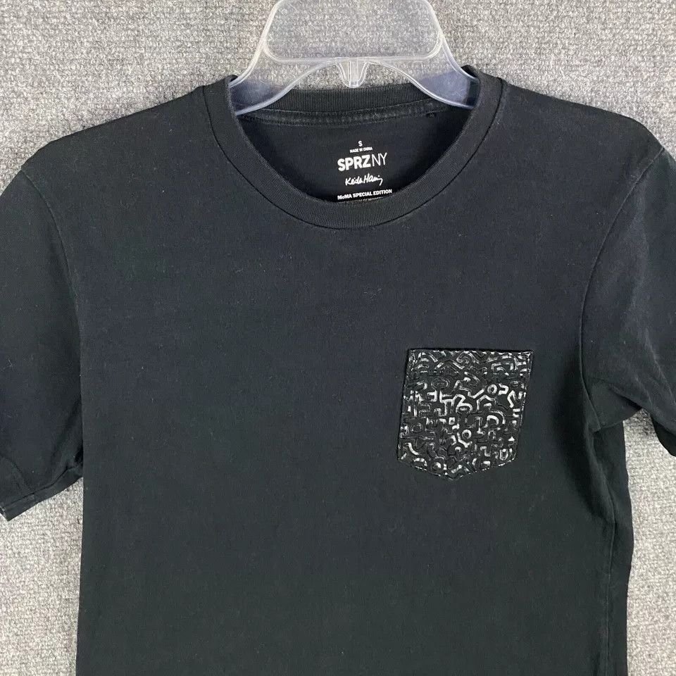 Keith Haring Uniqlo T-Shirt Men's Keith Haring Short Sleeve Casual S Size US S / EU 44-46 / 1 - 2 Thumbnail