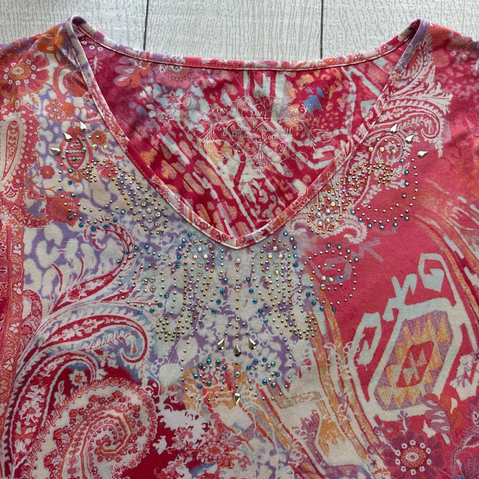Gloria Vanderbilt Gloria Vanderbilt Abstract Geometric Studded Shirt Size PXL Size XL / US 12-14 / IT 48-50 - 10 Thumbnail