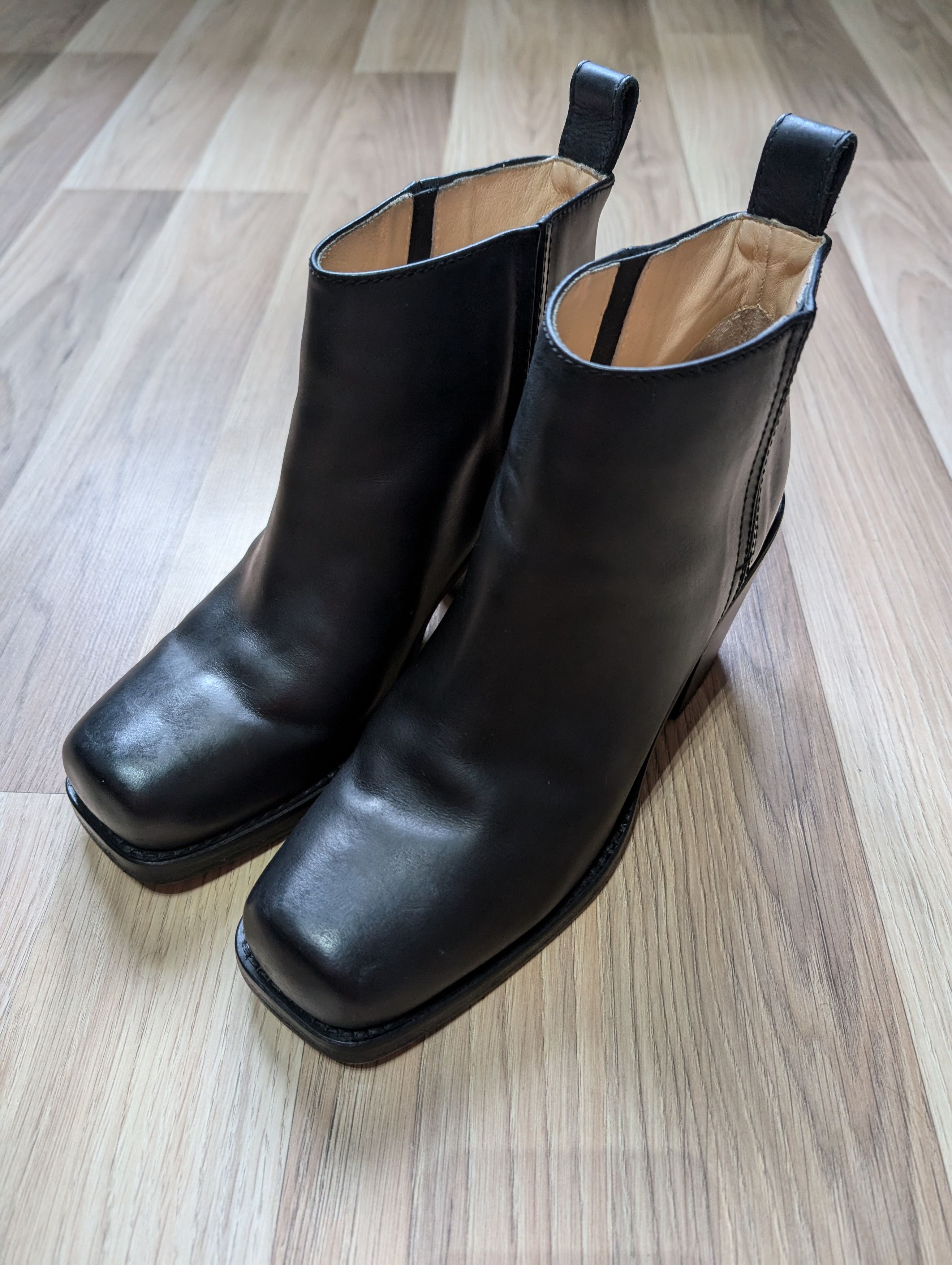 Acne Studios Acne Studios AvantGarde Leather Heeled Ankle Boot Size US 10 / IT 40 - 2 Thumbnail
