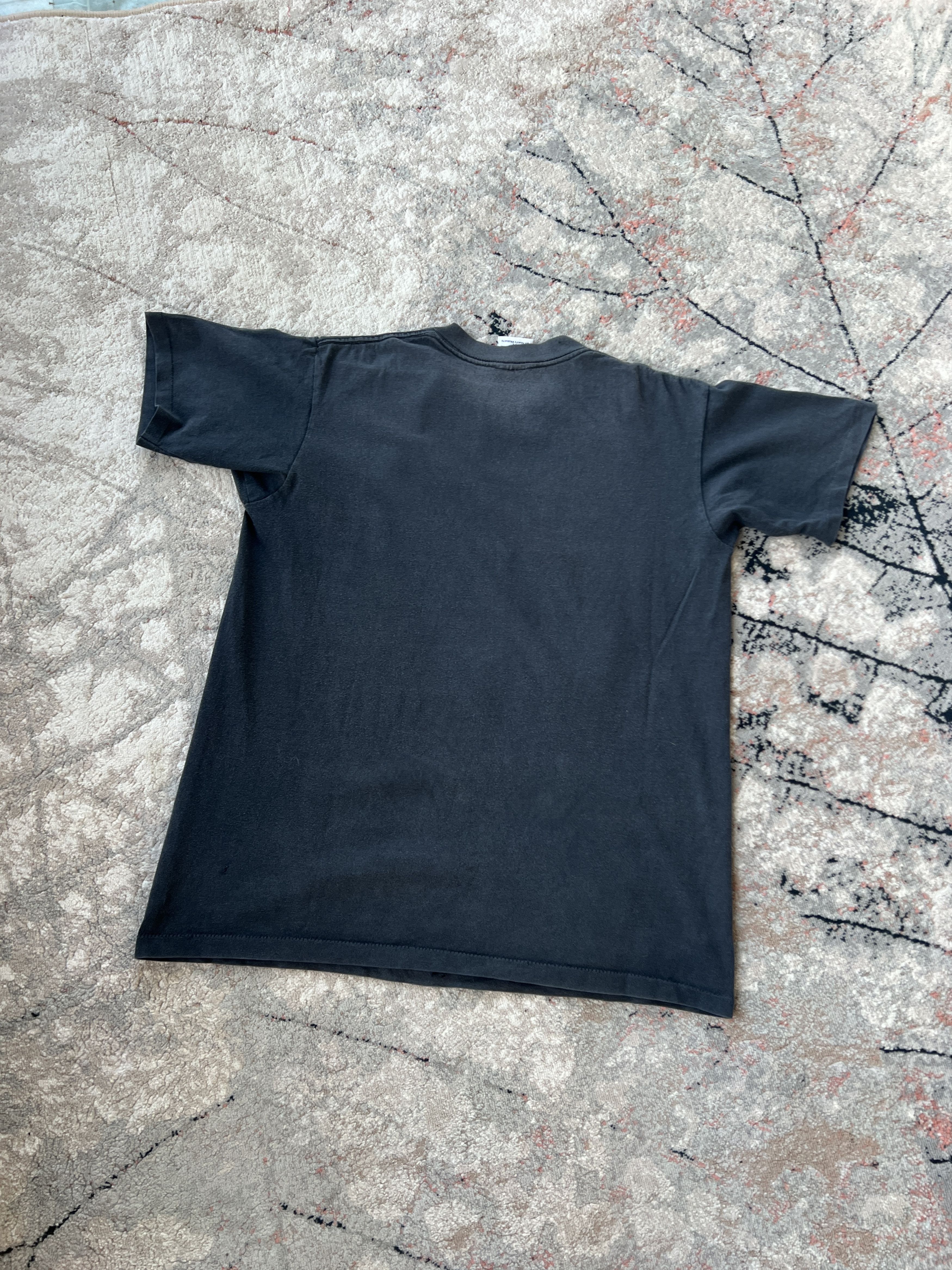 Vintage Vintage Trinity Products San Marcos, CA. 1994 Tee Size US M / EU 48-50 / 2 - 5 Thumbnail