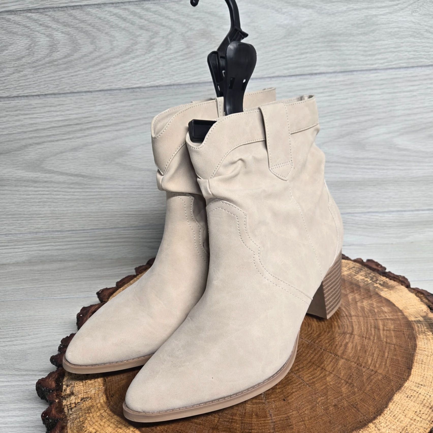 Vintage Time and Tru Faux Suede Chelsea Ankle Boots Brown Women's 10 Size US 10 / IT 40 - 2 Thumbnail