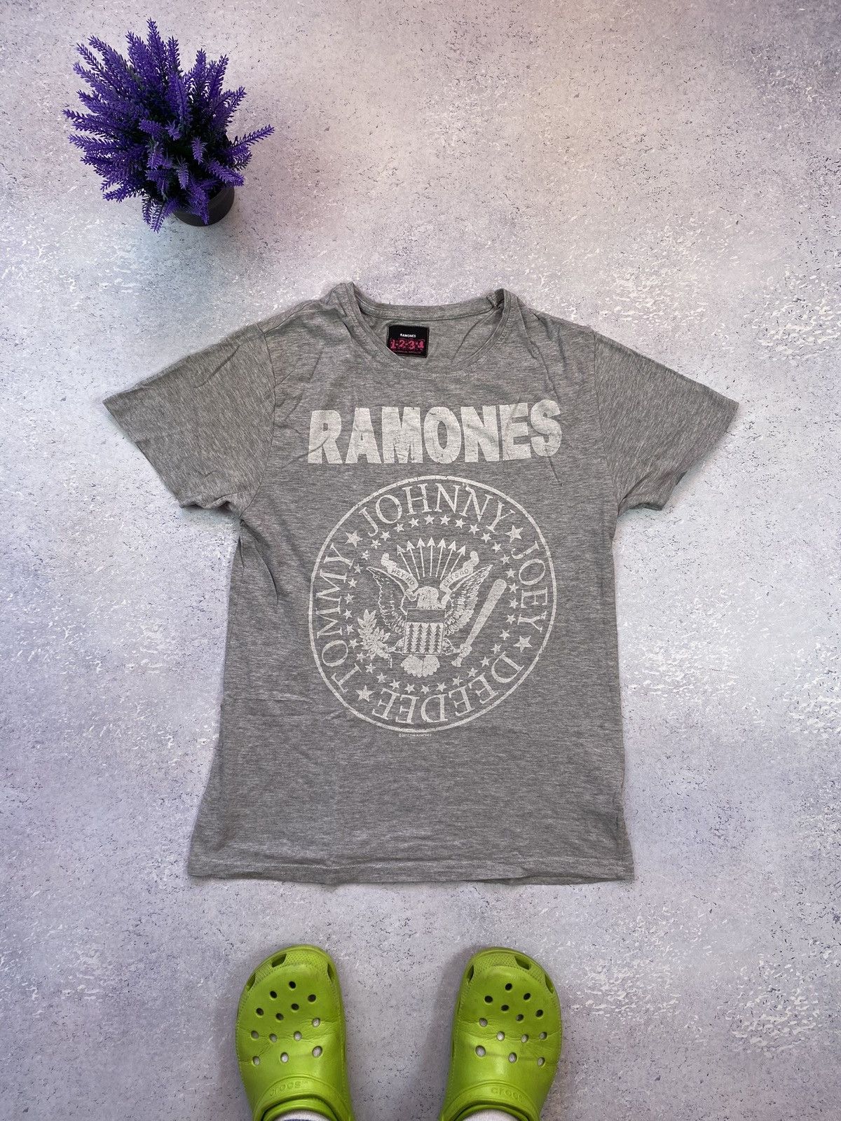 Band Tees Ramones Men’s Grey Rock T-Shirt With Big Logo Size US M / EU 48-50 / 2 - 2 Thumbnail