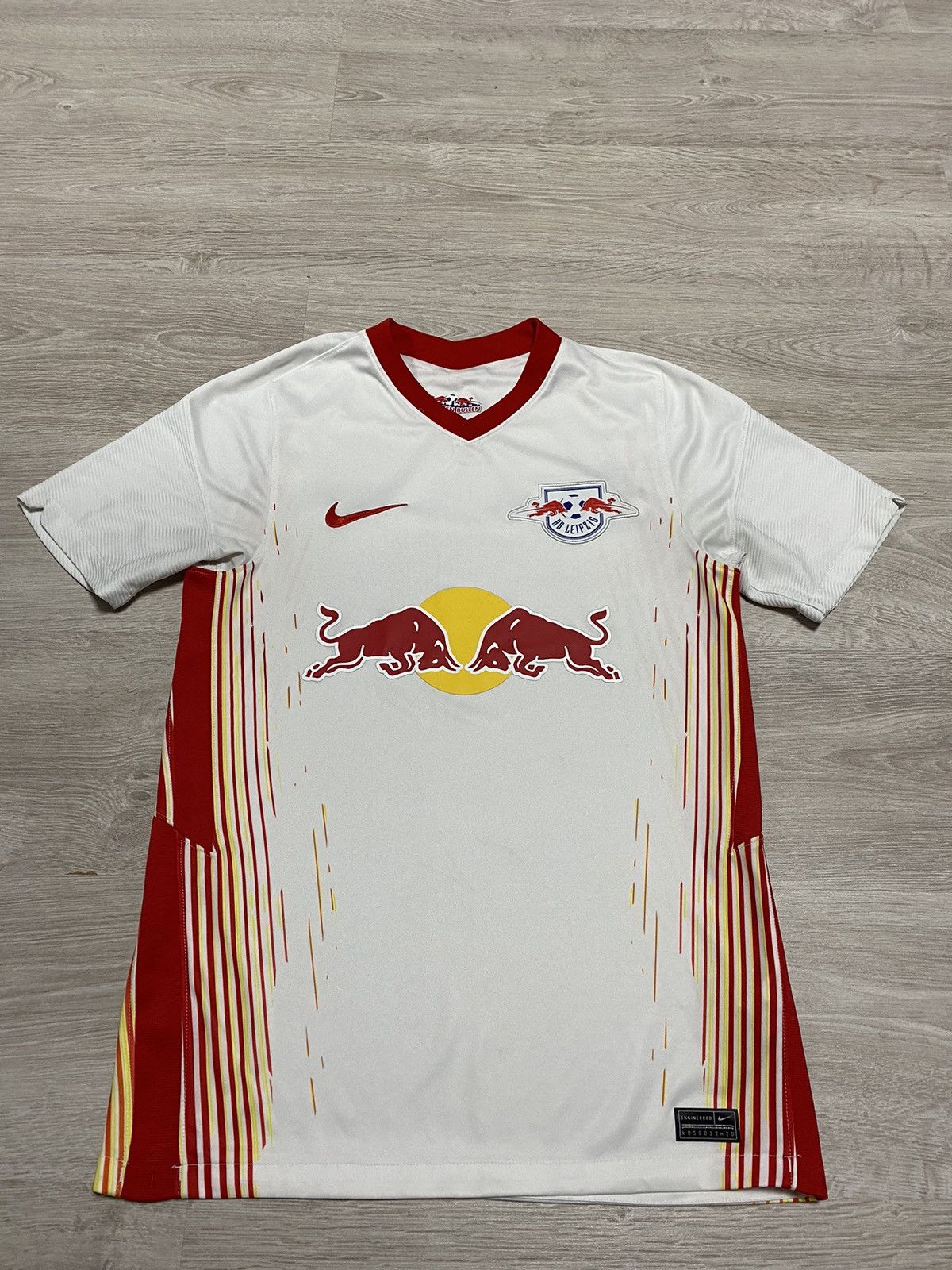 Nike RED BULL LEIPZIG 2020 2021 HOME FOOTBALL SOCCER JERSEY NIKE Size US S / EU 44-46 / 1 - 1 Thumbnail
