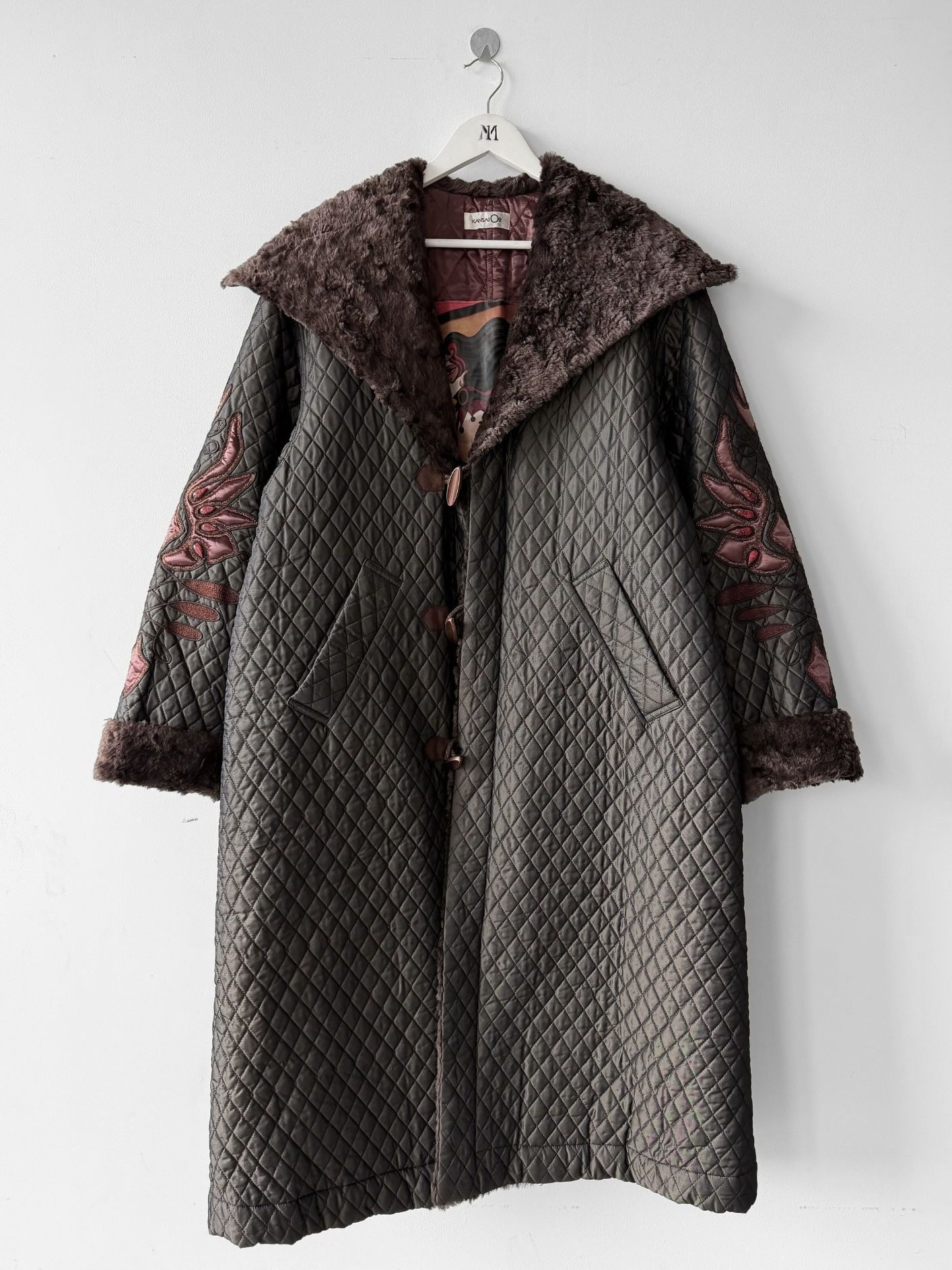 Kansai Yamamoto KANSAI YAMAMOTO 1990s OVERSIZED QUILTED COAT WITH FUR COLLAR Size M / US 6-8 / IT 42-44 - 1 Thumbnail