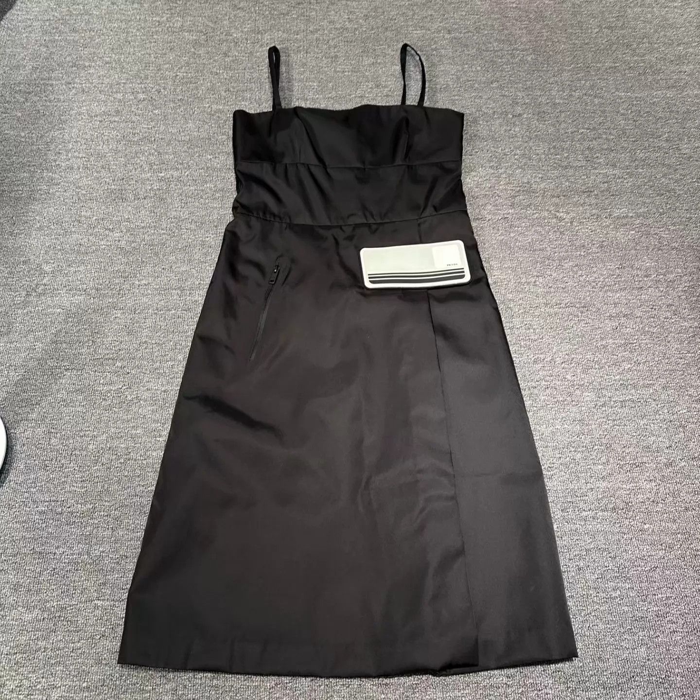 Prada PRADA 42s 99 New Dress Size M / US 6-8 / IT 42-44 - 1 Thumbnail