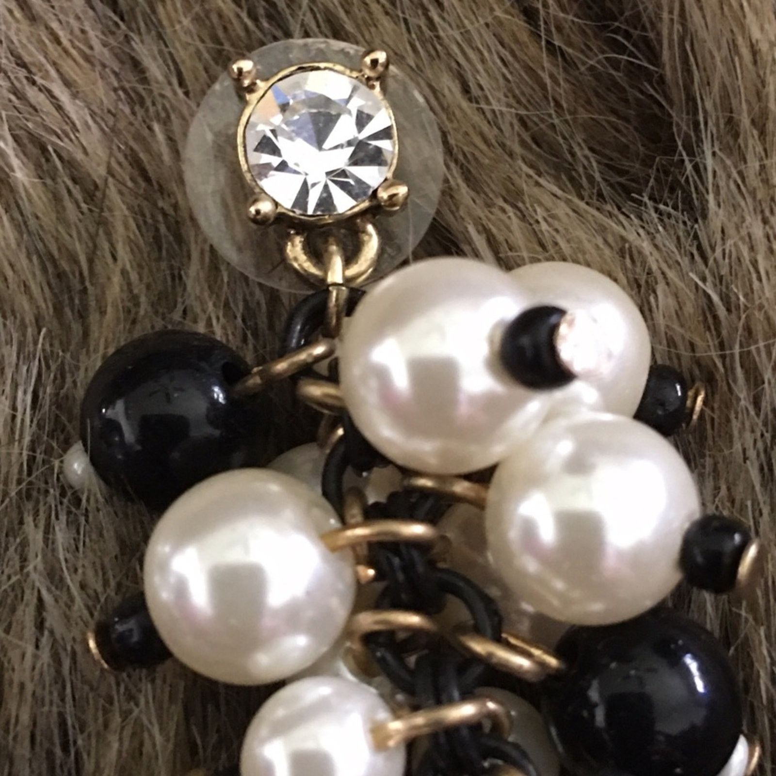 Jewelry Black and white gingham bow pearl chain earrings Size ONE SIZE - 4 Thumbnail