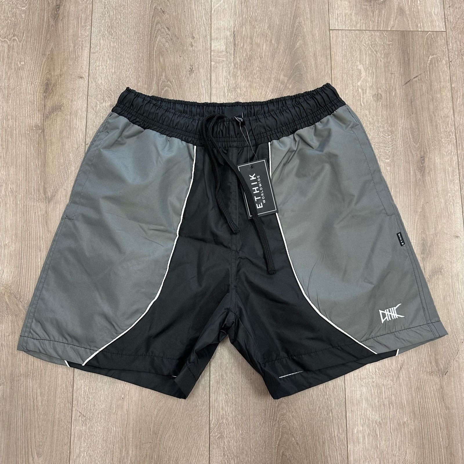Ethik New Ethik Worldwide Pipeline Nylon Shorts Gray Black Medium Size US 30 / EU 46 - 1 Thumbnail