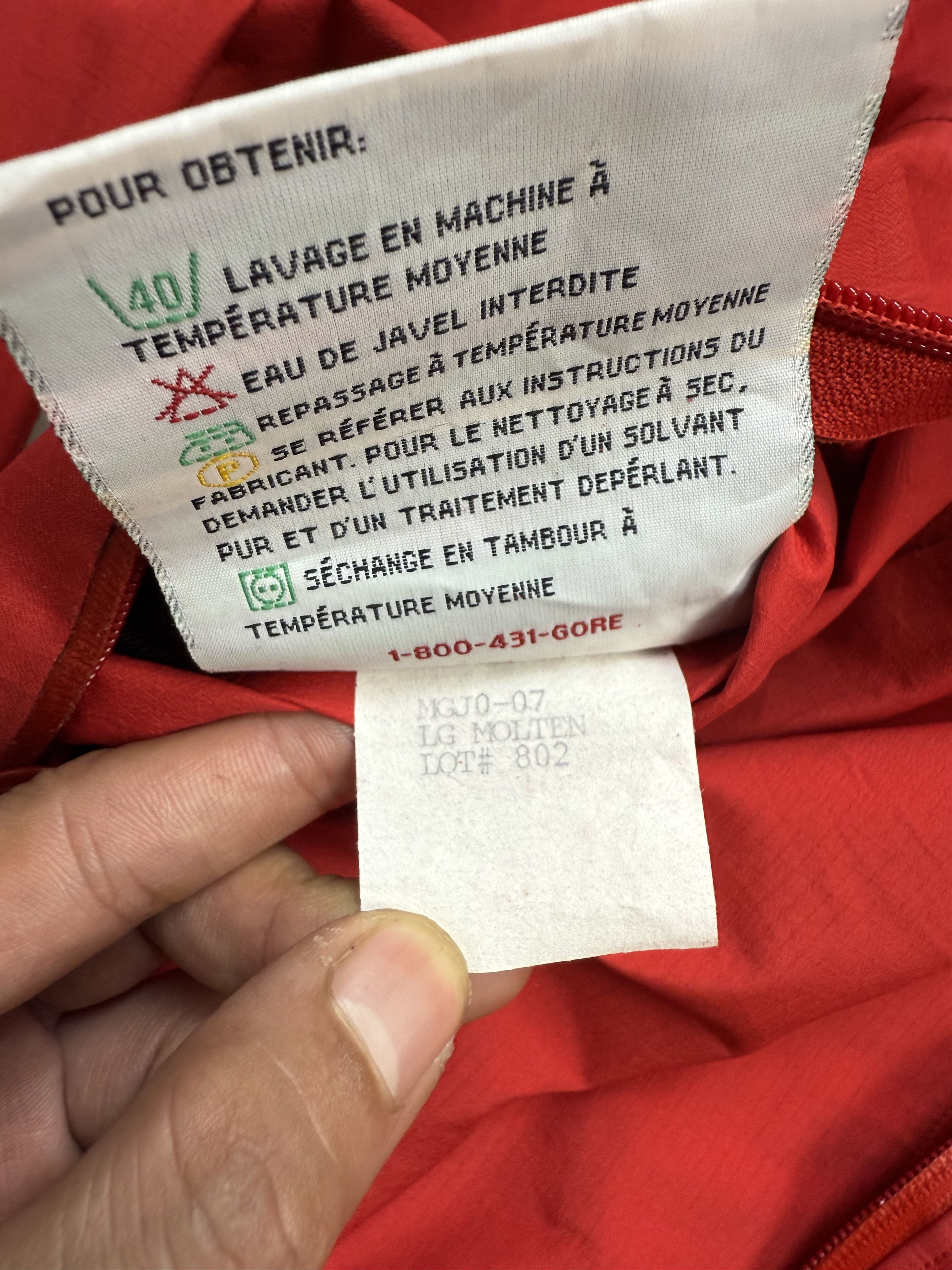 Arc'teryx Vintage 1999 Arcteryx Beta Goretex Jacket Size US L / EU 52-54 / 3 - 16 Thumbnail