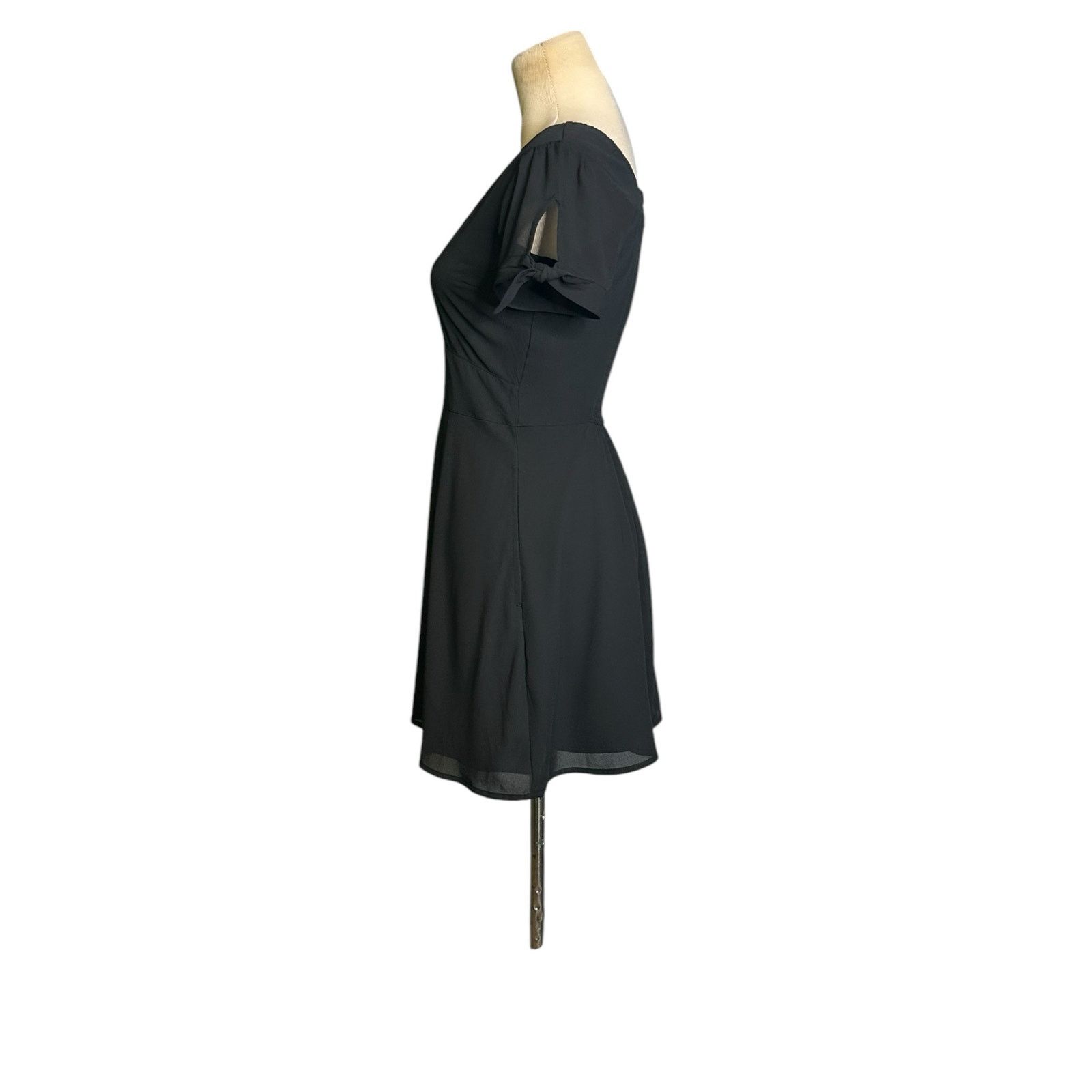 Abercrombie & Fitch Abercrombie & Fitch black A line mini skirt size XXS Size XXS / US 00 / IT 34 - 6 Thumbnail