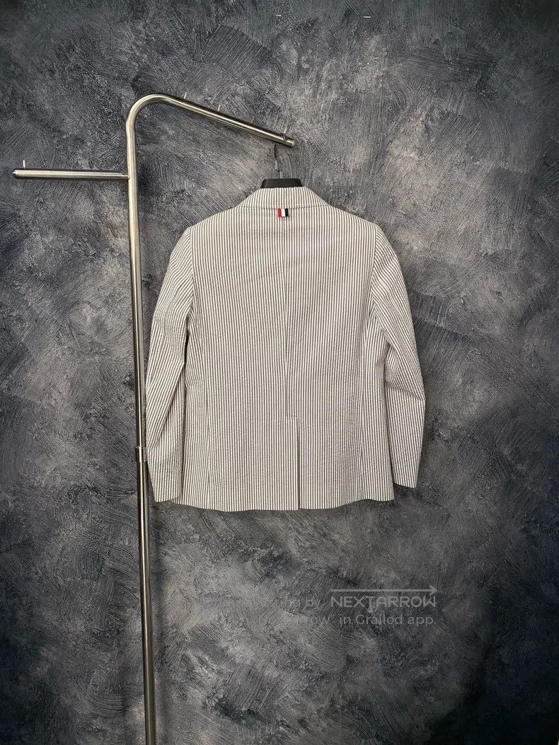 Thom Browne Thom Browne Casual Wool Bubble Cloth Jacket Size XS / US 0-2 / IT 36-38 - 2 Thumbnail