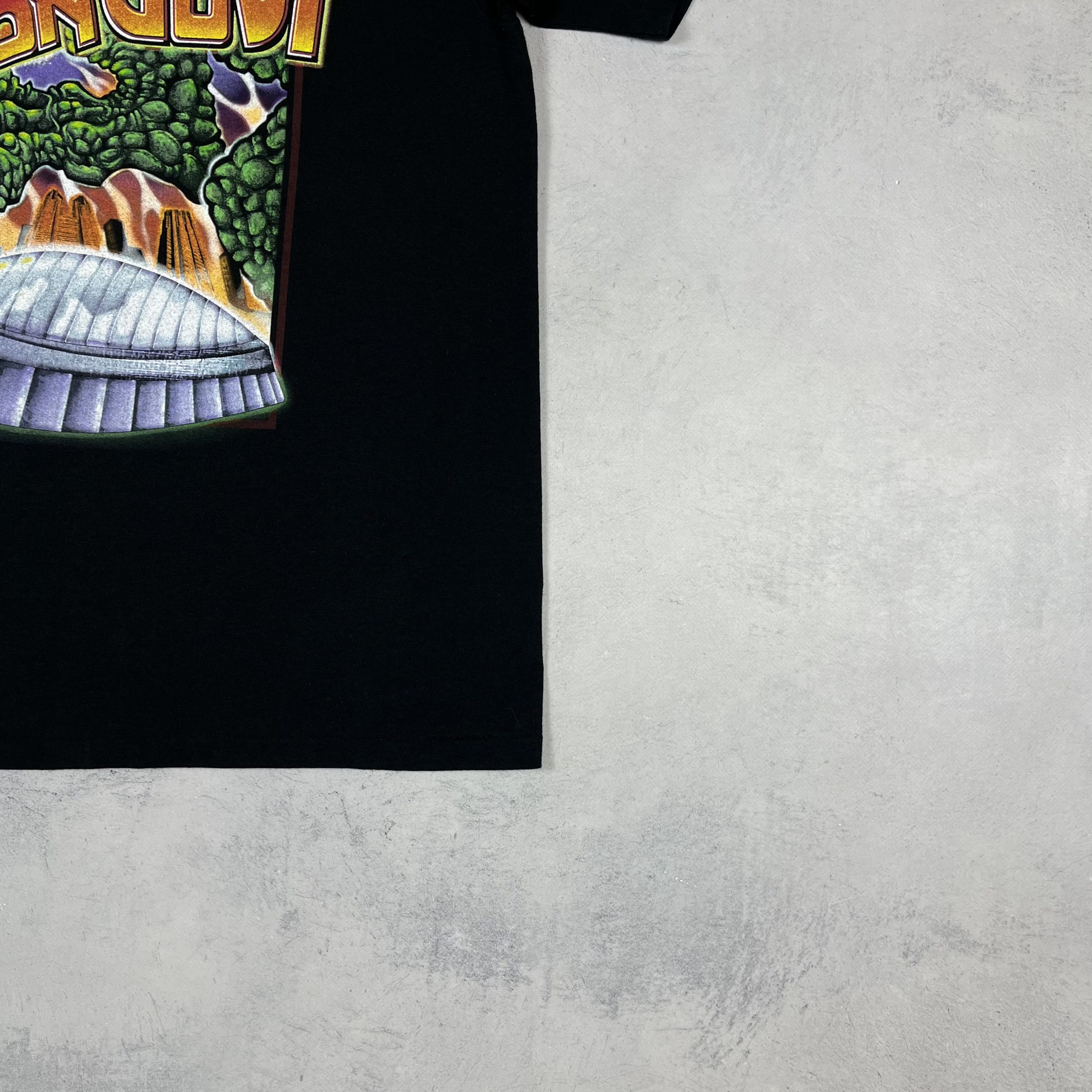 Band Tees Vintage Bon Jovi Japan Crash Rare Tour T Shirt 2000’s Size US M / EU 48-50 / 2 - 4 Thumbnail