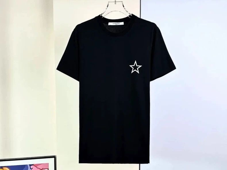 Givenchy Givenchy Black Short Sleeve Star T-shirt - dmc Size US XS / EU 42 / 0 - 1 Thumbnail