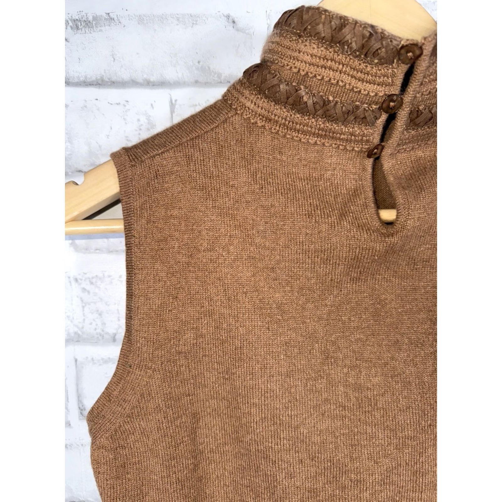 Vintage VINTAGE MARIA SARTINI Cashmere Brown Sweater Vest Womens XS ITALY Sweater Vest Women XS Brown Cashmere Womens XS Italy Size XS / US 0-2 / IT 36-38 - 5 Thumbnail