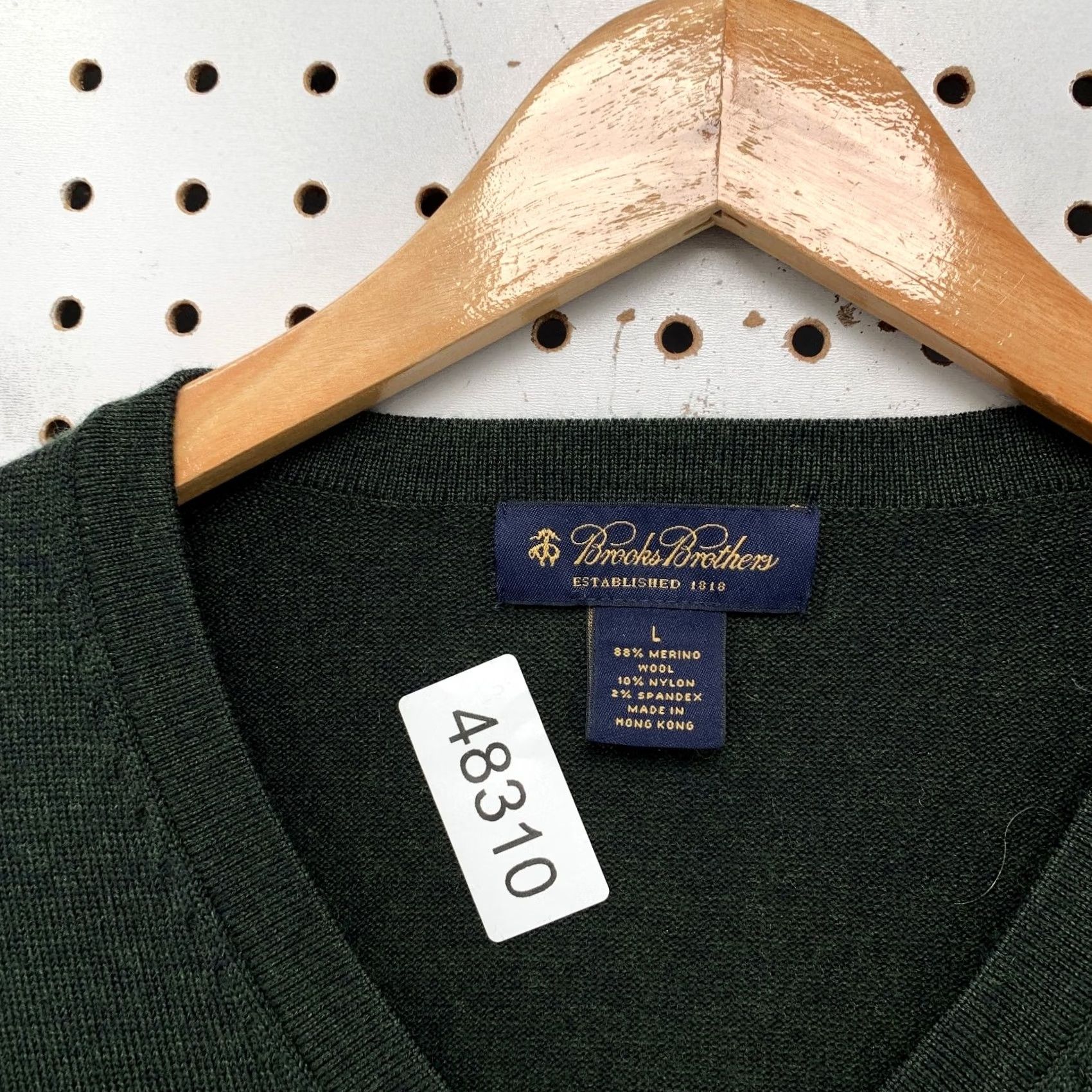 Brooks Brothers Brooks Brothers Merino Wool Sweater Men Large Green V-Neck Stretch Business Work Sweater Size US L / EU 52-54 / 3 - 3 Thumbnail