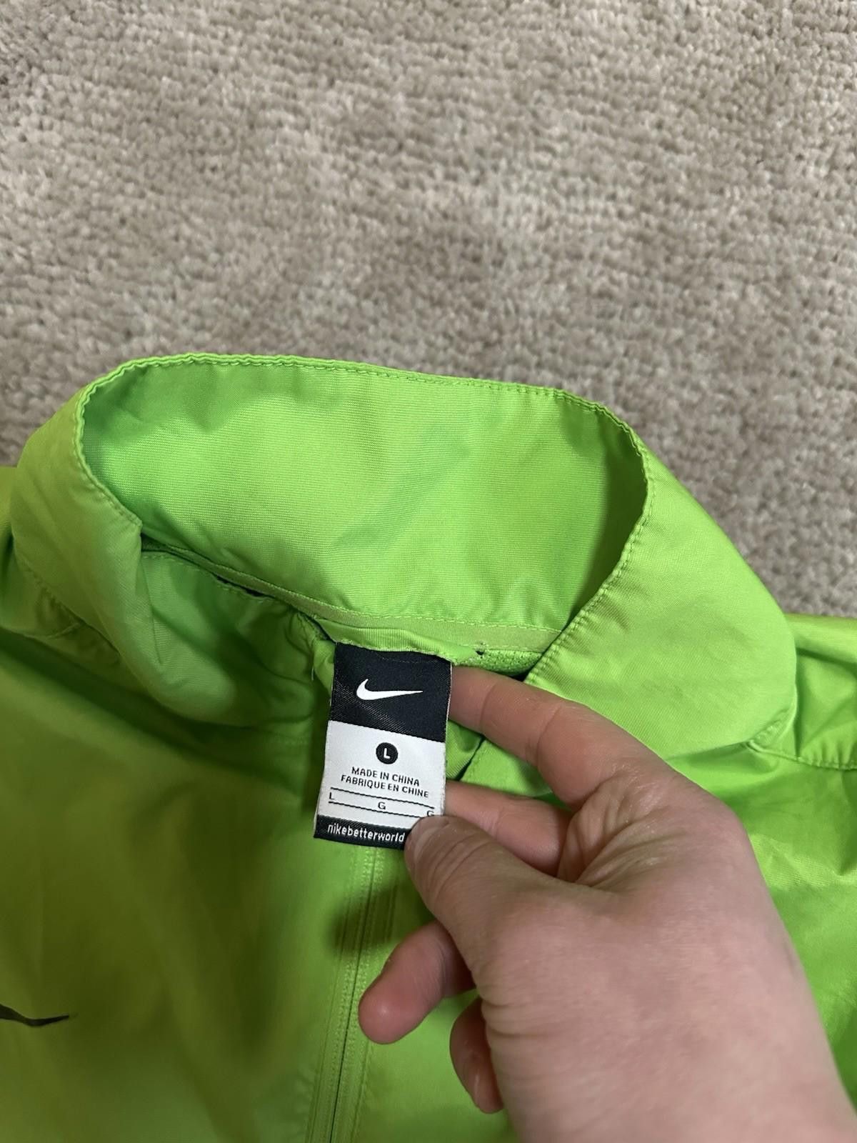 Nike PORTUGAL 2012/13 NIKE FOOTBALL SOCCER TRAINING GREEN JACKET Size US L / EU 52-54 / 3 - 6 Thumbnail