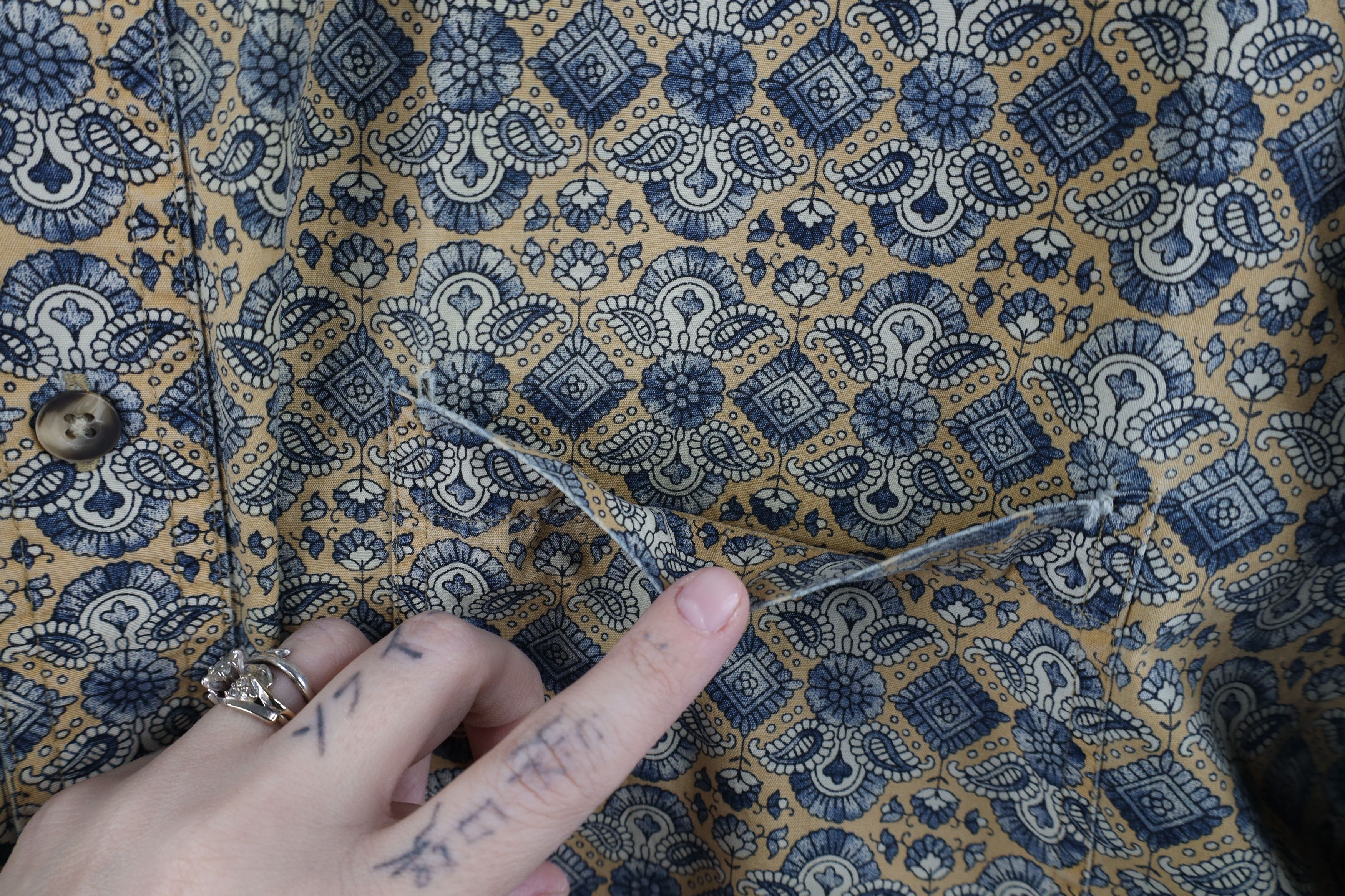 Vintage Vintage 90s Streetwear Flower Paisley Button Down Shirt Size US XL / EU 56 / 4 - 7 Thumbnail