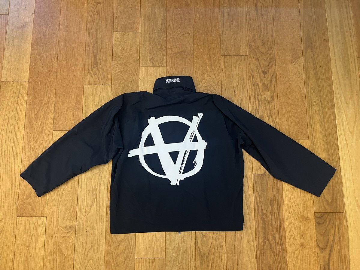 Vetements VETEMENTS Jacket RRP $1300 Size US L / EU 52-54 / 3 - 1 Thumbnail