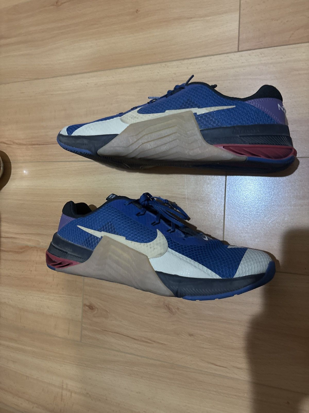 Nike Barely worn Nike sneakers Size US 11.5 / EU 44-45 - 1 Thumbnail