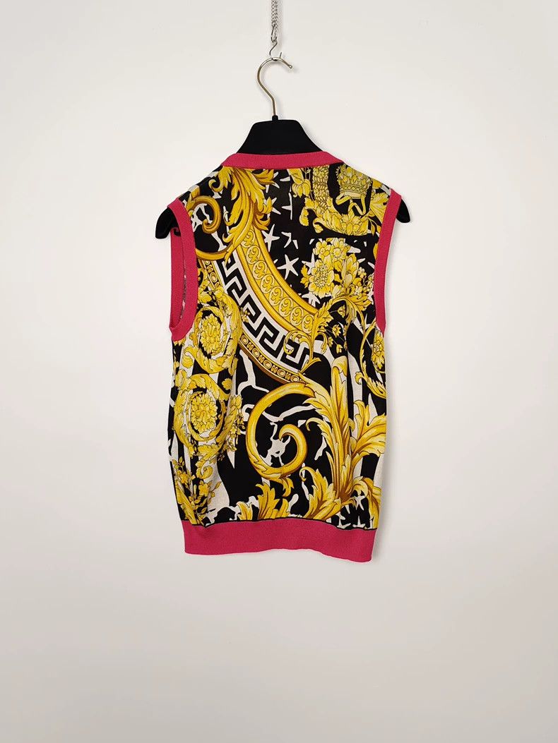 Other Versace Women's mulberry silk knitted sleeveless vest Size L / US 10 / IT 46 - 2 Thumbnail