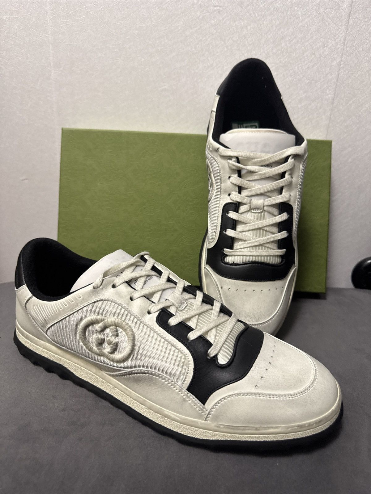 Gucci New Gucci GG Logo Sneakers Shoes Mac80 White Black Size US 12 / EU 45 - 1 Thumbnail