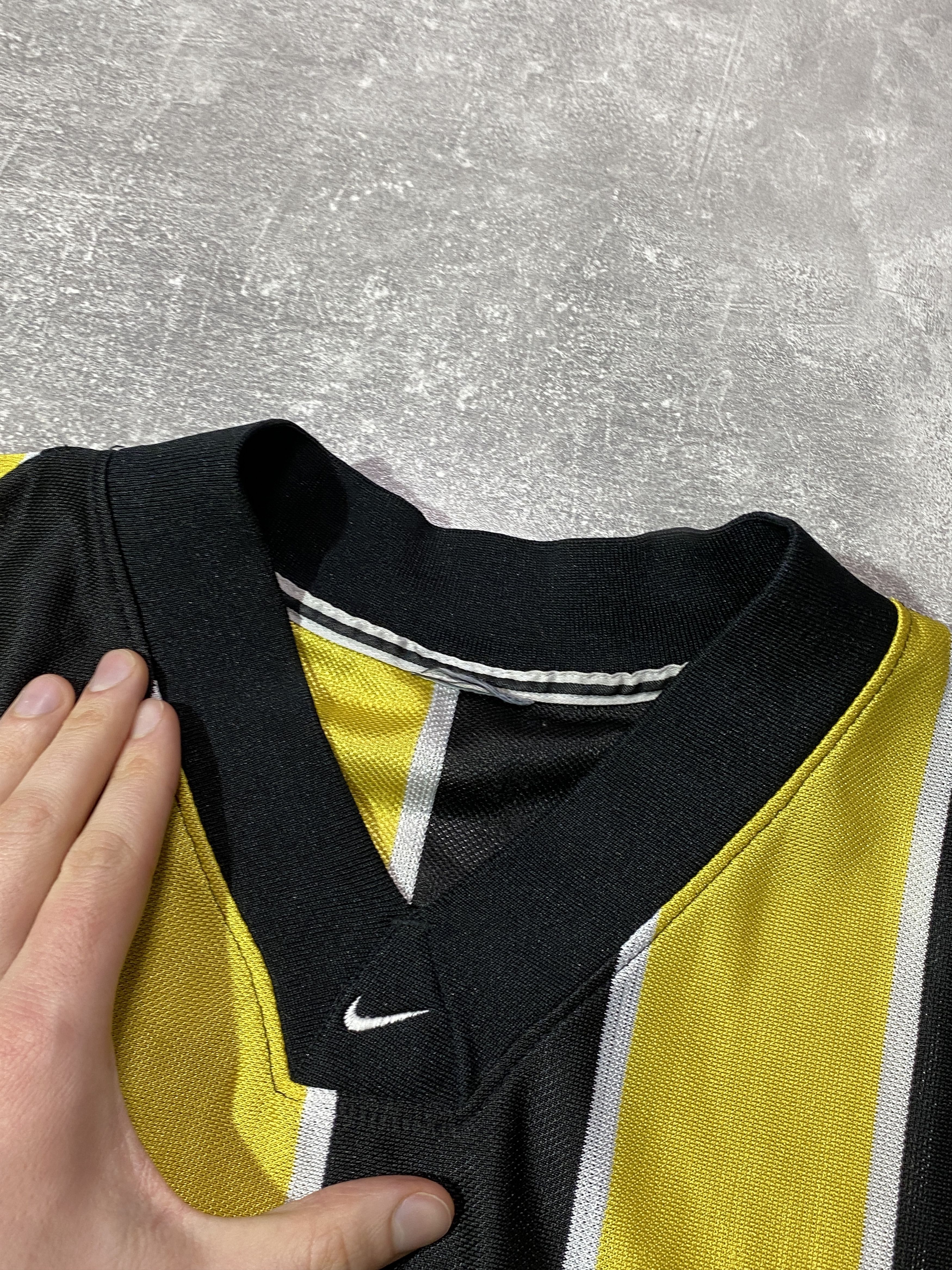 Nike Vintage 90s Nike Center Swoosh V Neck Hockey Jersey Size US XL / EU 56 / 4 - 6 Thumbnail