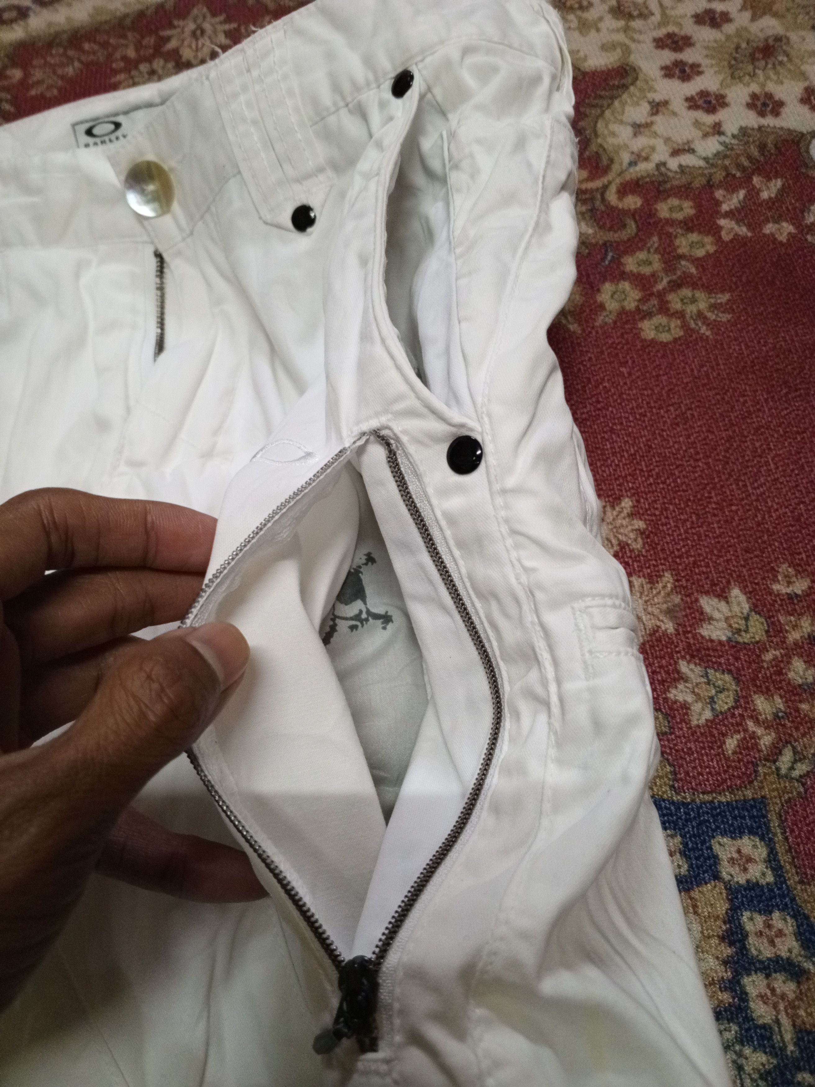Oakley Oakley white pants skull 6pocket Size US 30 / EU 46 - 8 Thumbnail