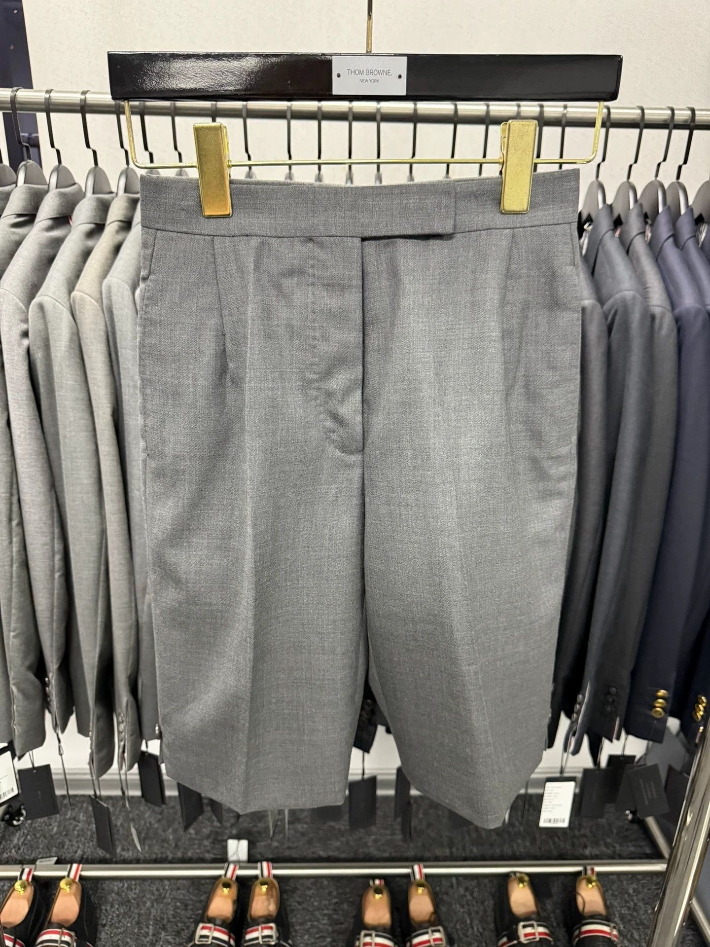 Thom Browne Thom Browne Women's Classic Mid Gray Wool Suit Shorts Size 26" / US 2 / IT 38 - 1 Thumbnail