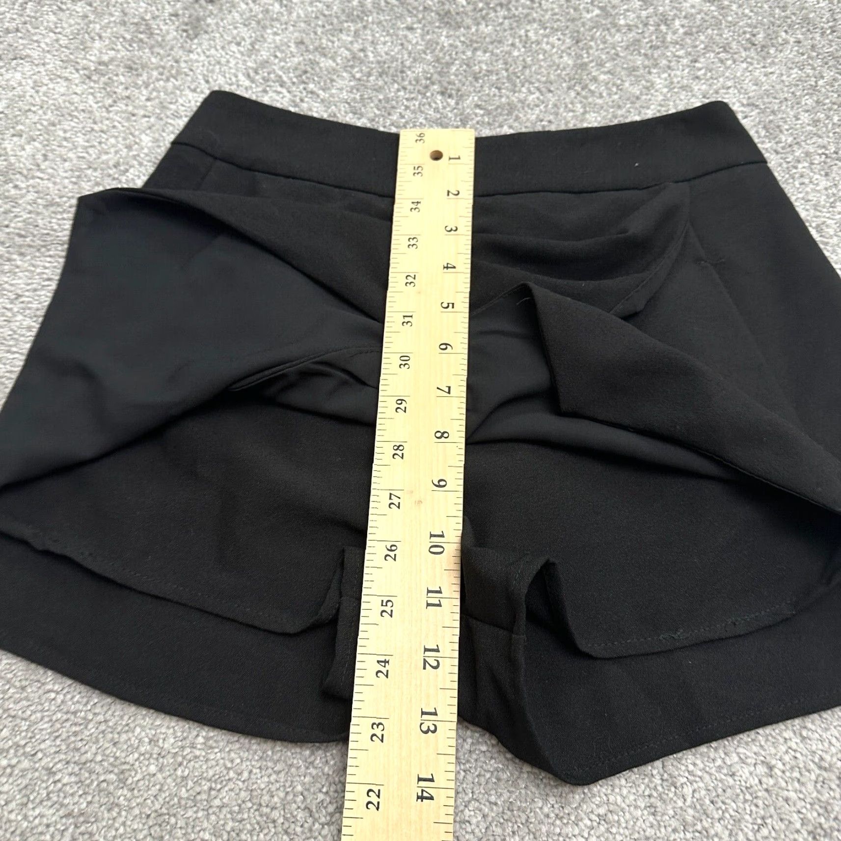 AQUA Aqua Skort Shorts Womens Small Black High Rise Stretch Casual Size 28" / US 6 / IT 42 - 7 Thumbnail