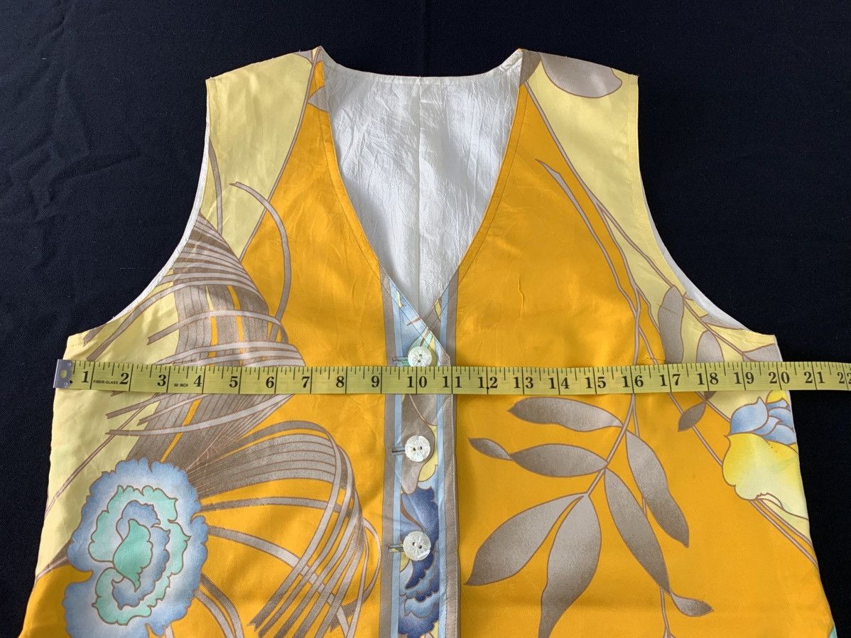 Leonard Paris Leonard Paris Silk Vest Floral Pattern Grey Luxury Accent ...