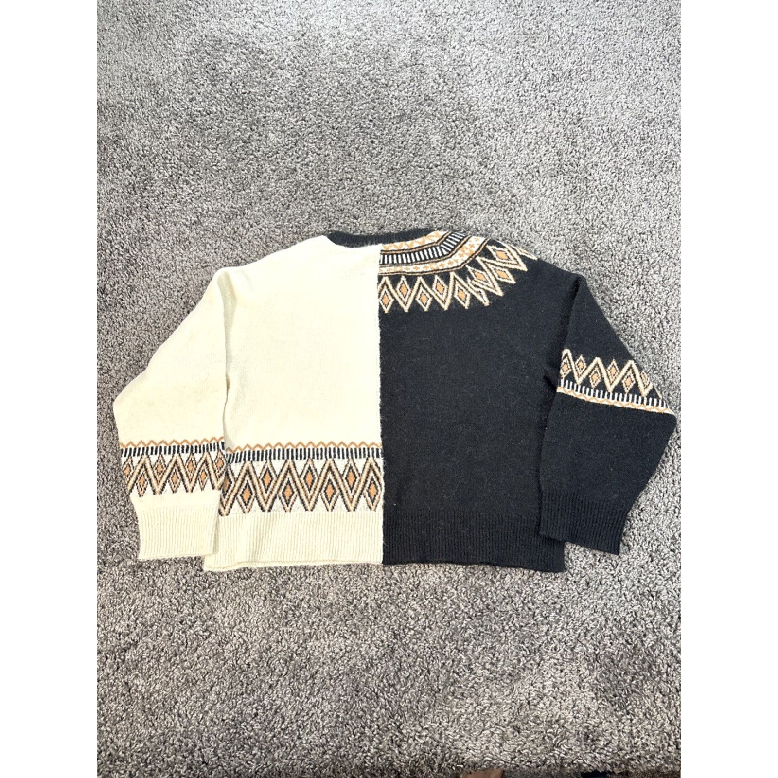 Cinq a Sept Cinq A Sept Womens Sweater XL Crewneck Pullover Aztec Long Sleeve White 40% Nylon Crew Neck Geometric Check Fair Isle Vintage? No Size XL / US 12-14 / IT 48-50 - 6 Thumbnail