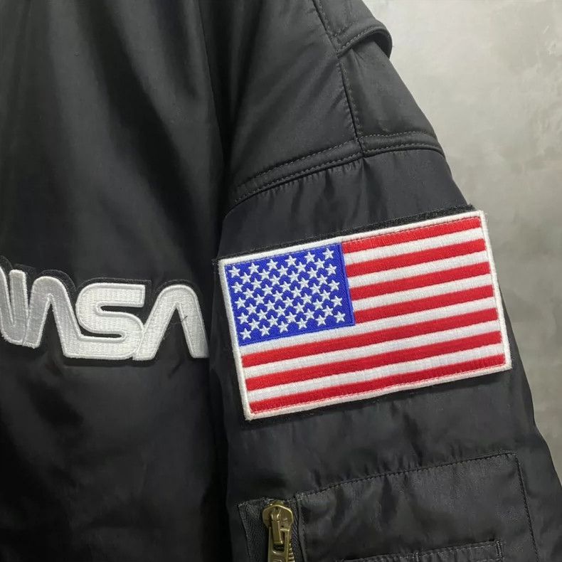Balenciaga Balenciaga Black NASA embroidered ma-1 zip jacket Size US S / EU 44-46 / 1 - 4 Thumbnail