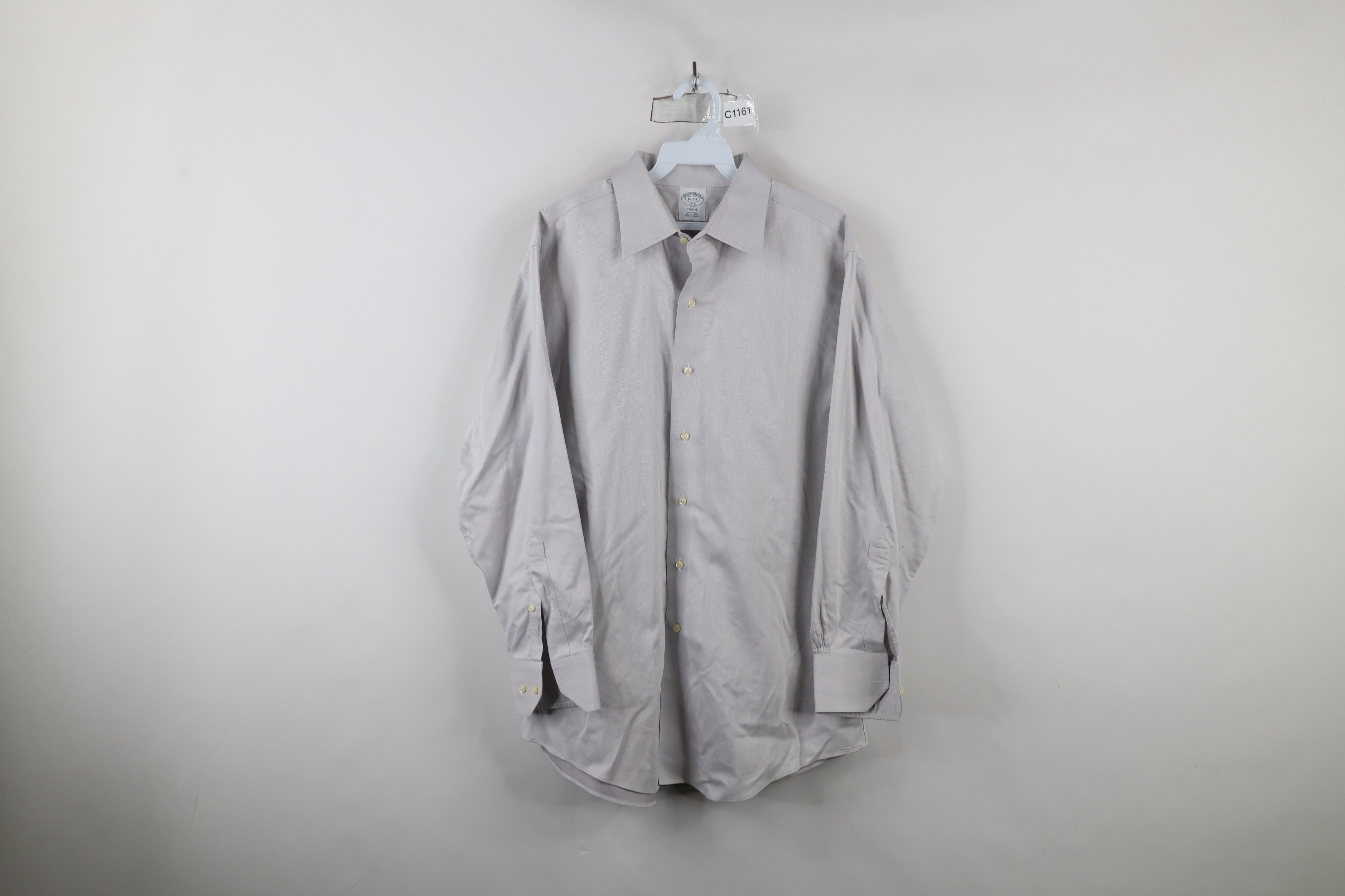 Brooks Brothers × Vintage Vintage 90s Brooks Brothers Herringbone Button Shirt Gray Size US M / EU 48-50 / 2 - 1 Thumbnail