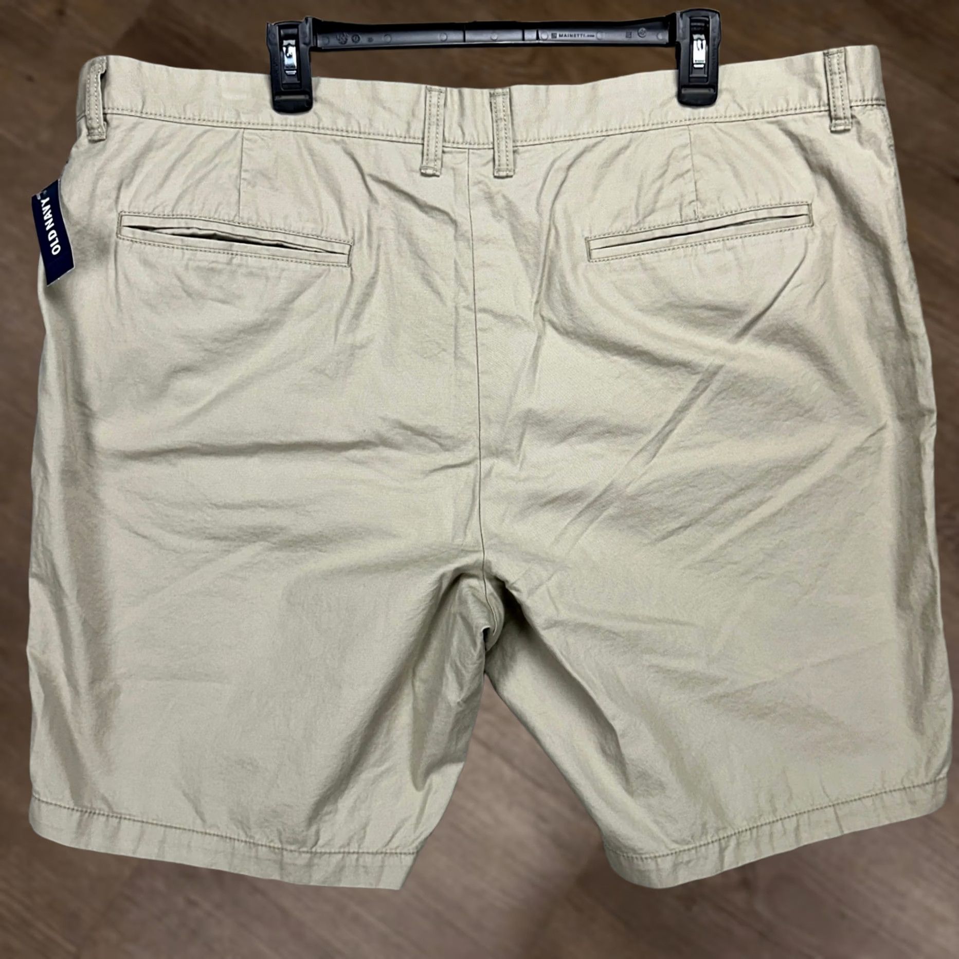 Old Navy Old Navy Mens Khakis Shorts 42 Beige Slim Fit Flat Front Pockets 100% Cotton NEW Size US 42 / EU 58 - 1 Thumbnail