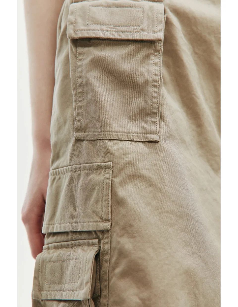 Balenciaga o1mt1gz0924 Cargo Shorts in Beige Size 32" / US 10 / IT 46 - 4 Thumbnail