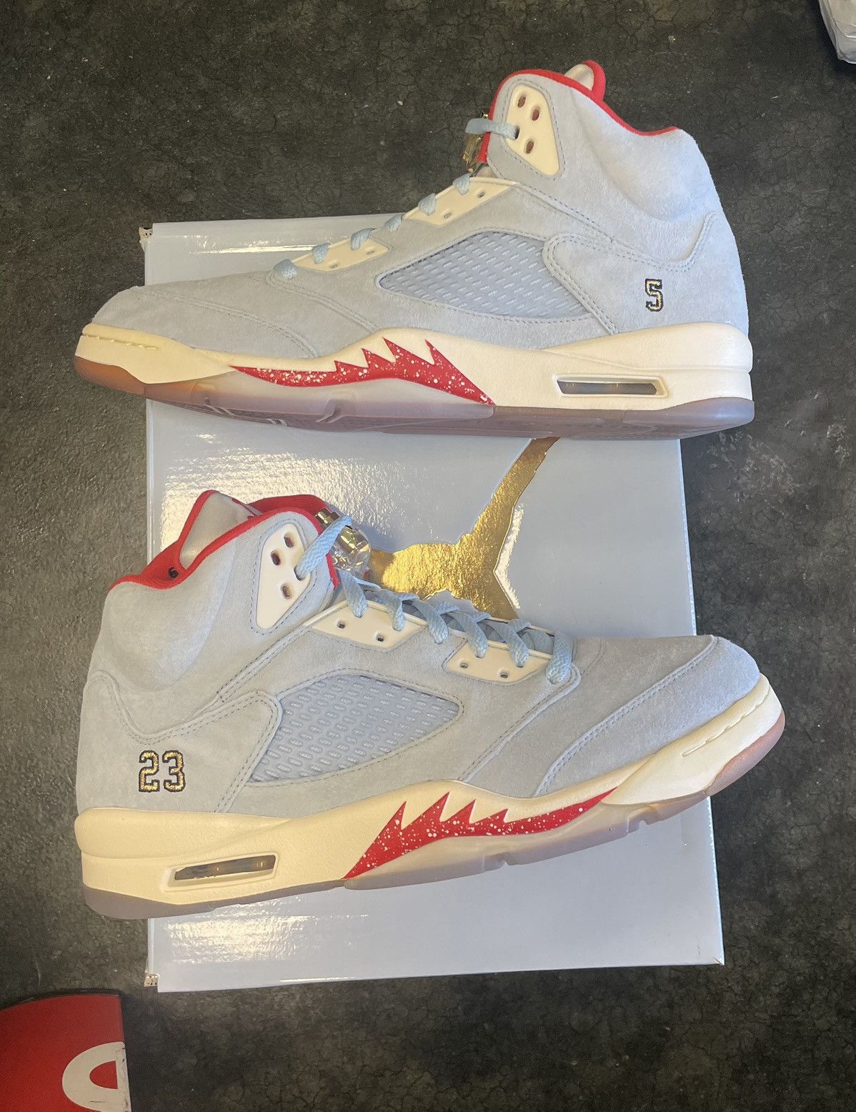Jordan Brand Jordan 5 Trophy Room Ice Blue Size US 11.5 / EU 44-45 - 1 Thumbnail