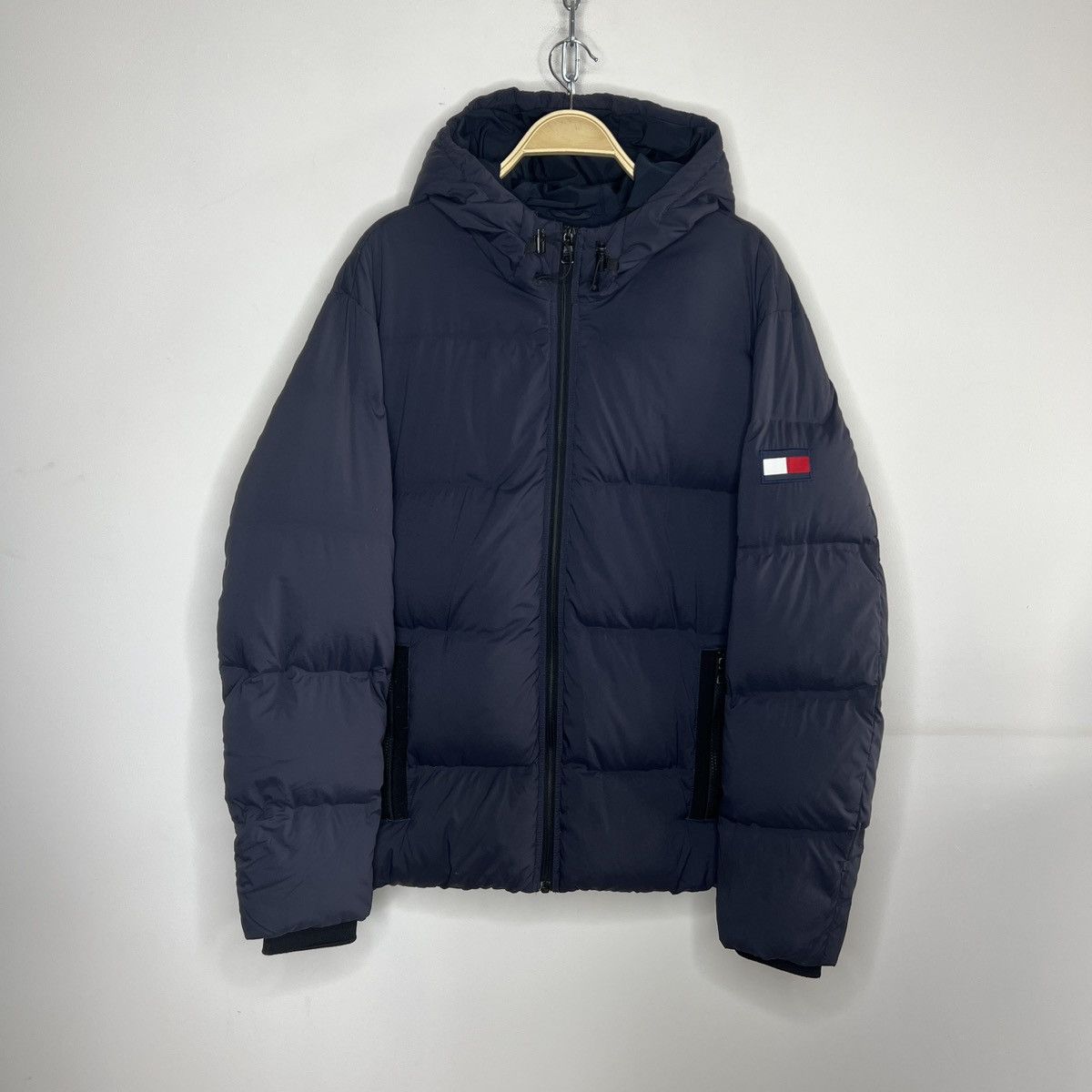 Tommy Hilfiger Tommy Hilfiger Puffer Down Jacket Size US XL / EU 56 / 4 - 1 Thumbnail