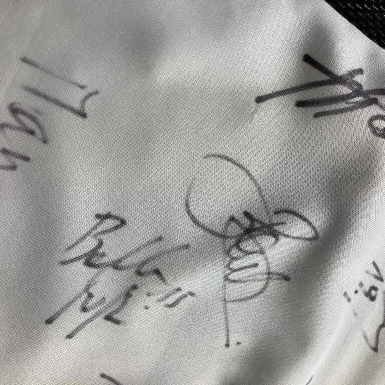 Erima TEAM SIGNED FC Superfund 2005-06 home football jersey L/XL Size US L / EU 52-54 / 3 - 11 Thumbnail