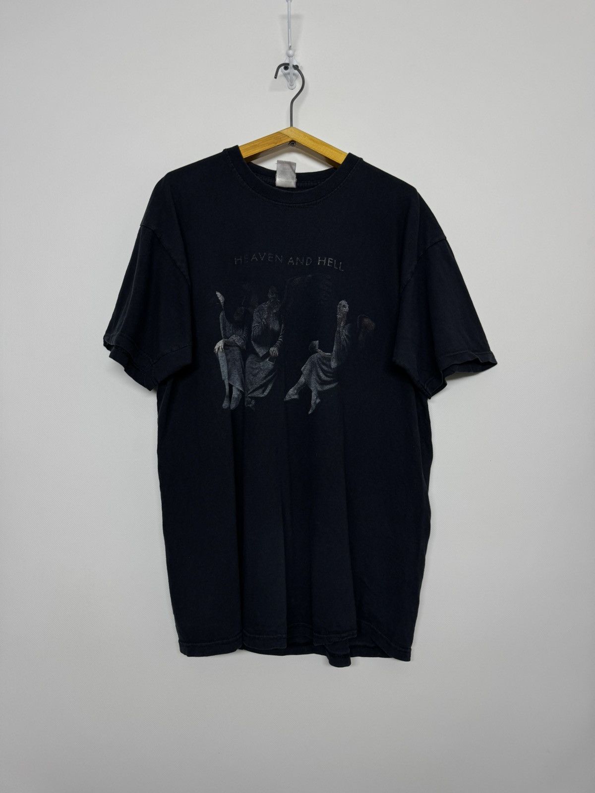 Fruit Of The Loom Vintage 2007 Heaven and Hell Black Sabbath Rock Band T-shirt Size US L / EU 52-54 / 3 - 1 Thumbnail
