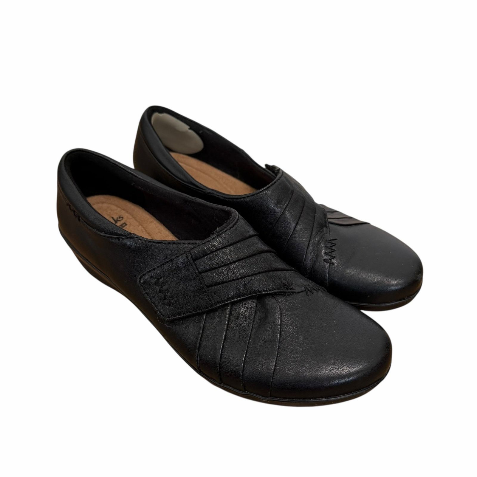 Clarks Clarks Black Leather Everlay Iris Loafers Sz 7.5 Size US 7.5 / IT 37.5 - 1 Thumbnail